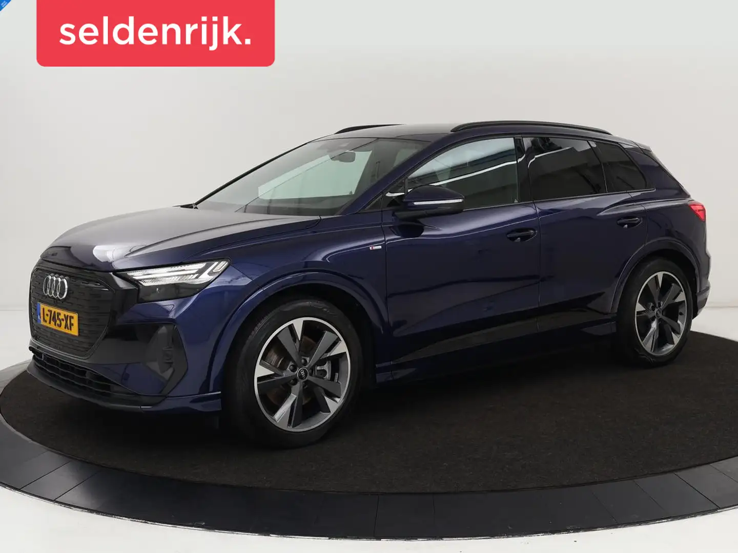 Audi Q4 e-tron 40 Launch edition S Competition 77 kWh | Stoelverw Blauw - 1
