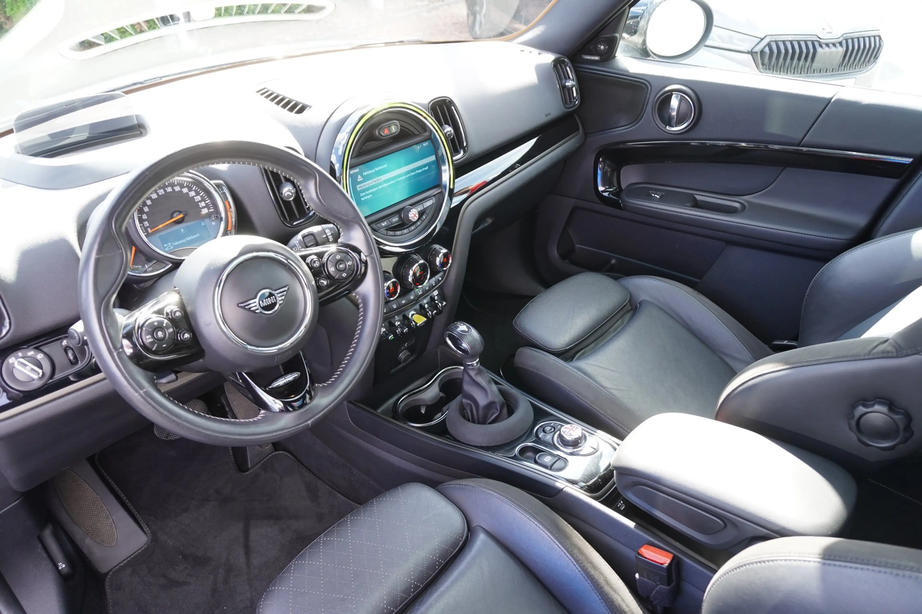 MINI Cooper Countryman SE All4 LED Navi ACC Panorama — photo 8