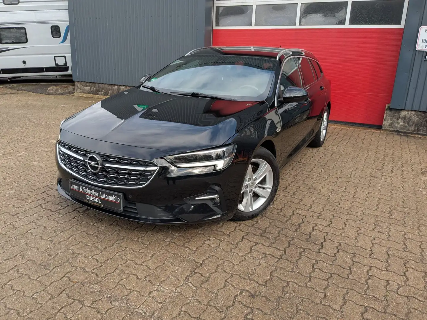 Opel Insignia B Sports Tourer Business Schwarz - 1