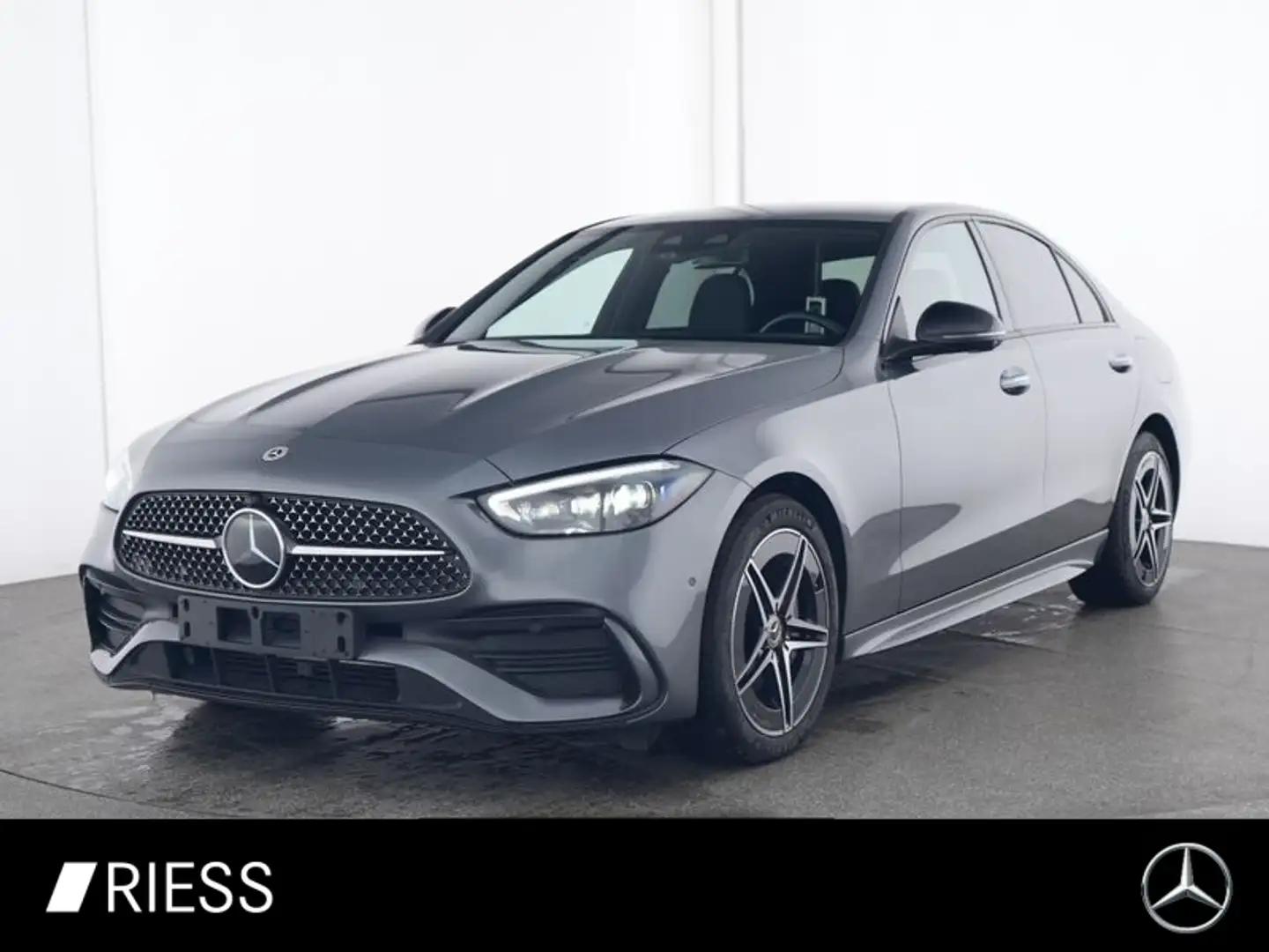 Mercedes-Benz C 300 e AMG Sport Night Distr AHK 360 Keyless Grau - 1