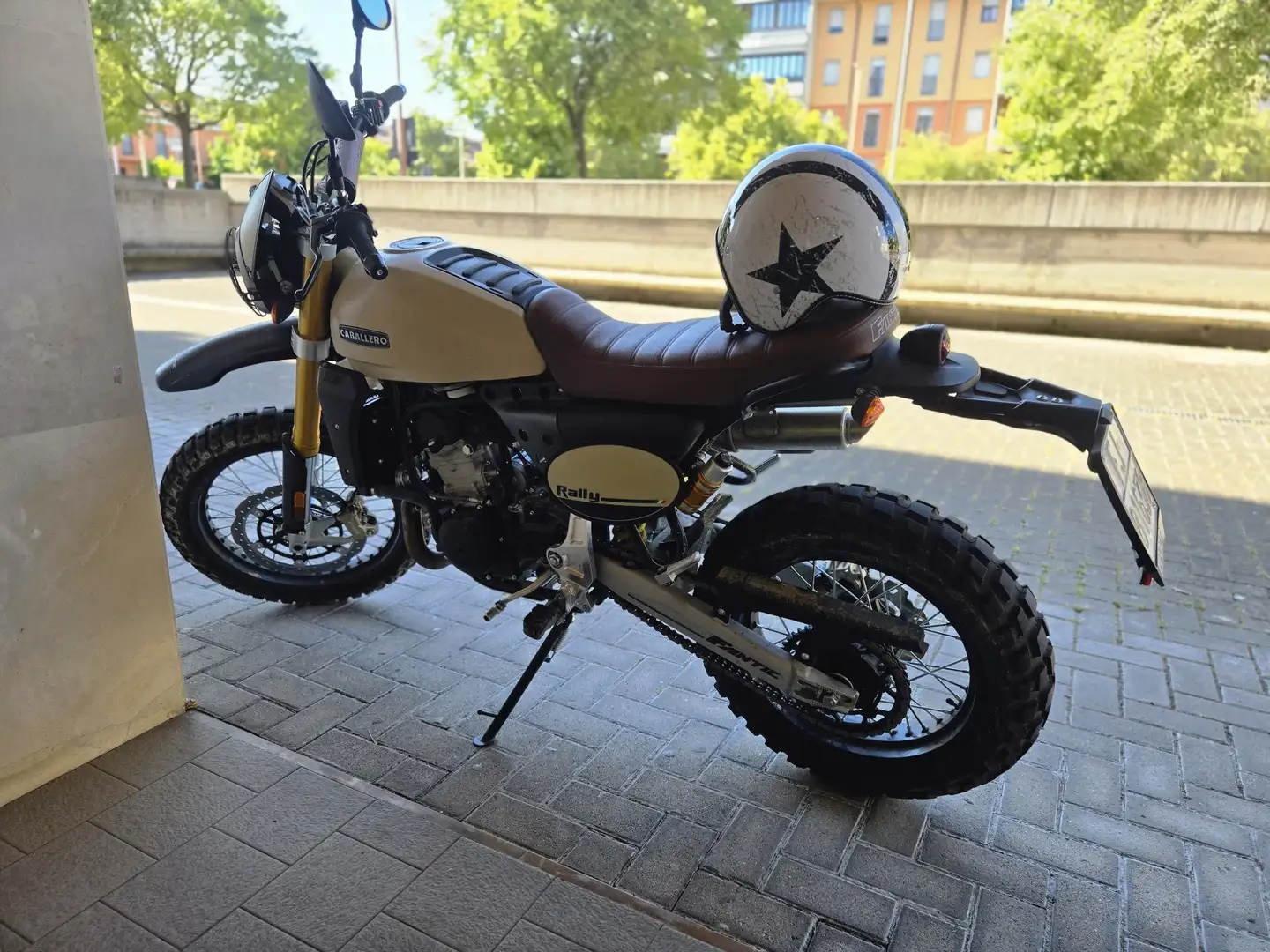 Fantic Caballero 500 Beżowy - 1