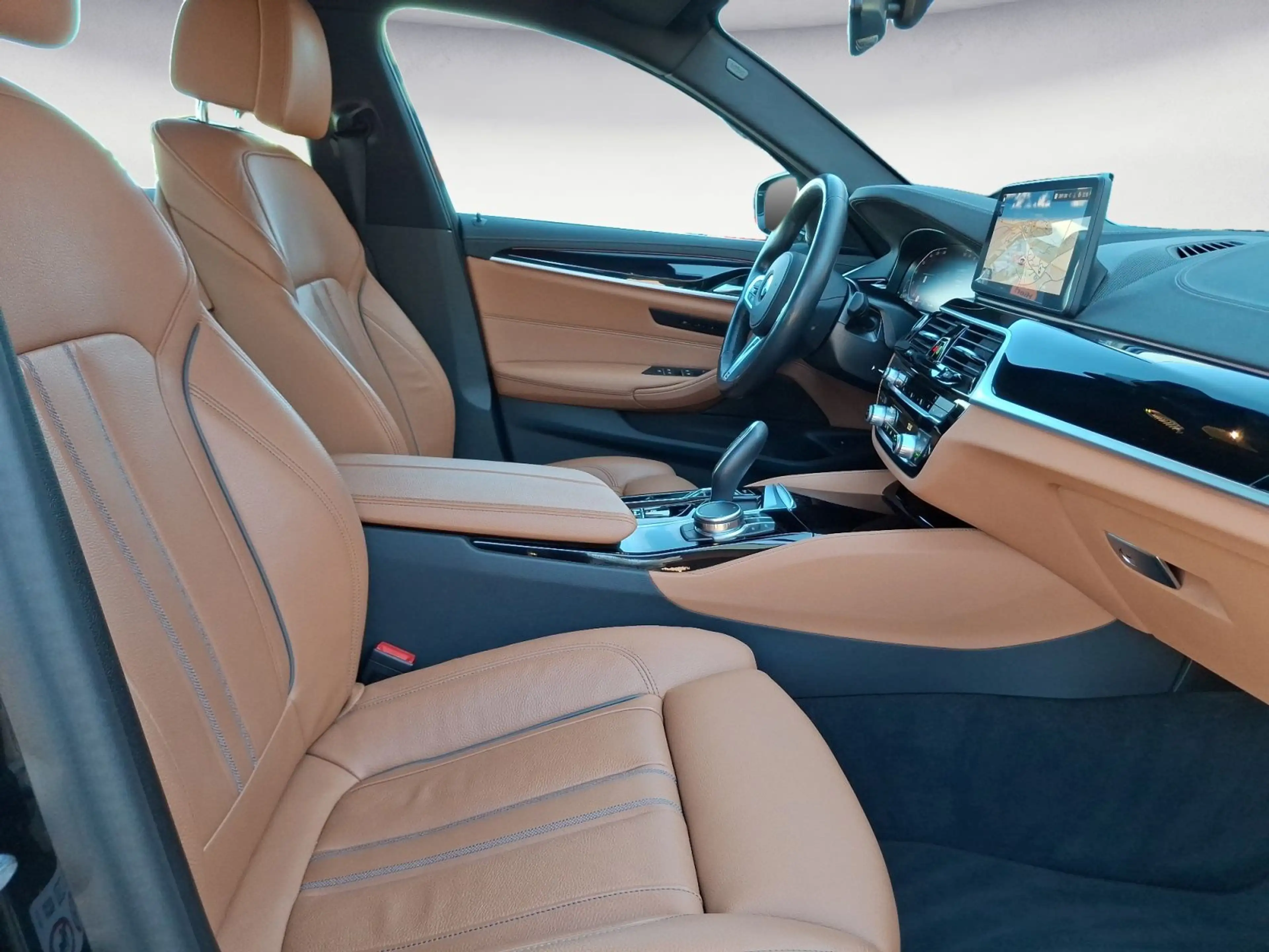 BMW 530 d Touring Luxury Line Innovationsp. Aut. AHK — photo 15