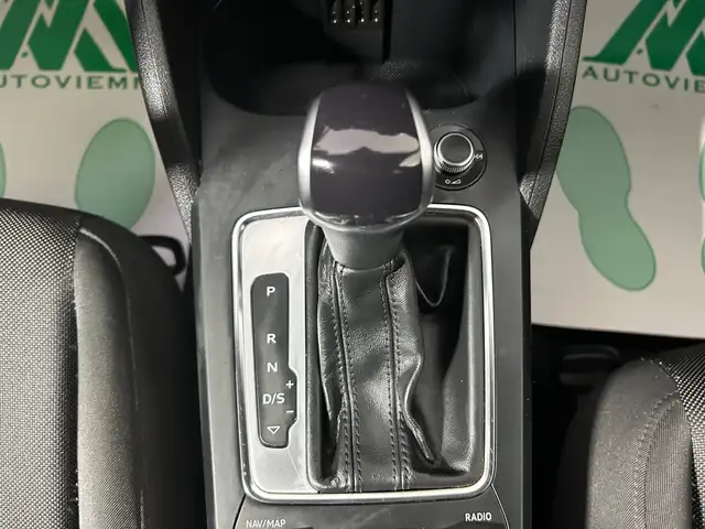 Audi Q2 view 20