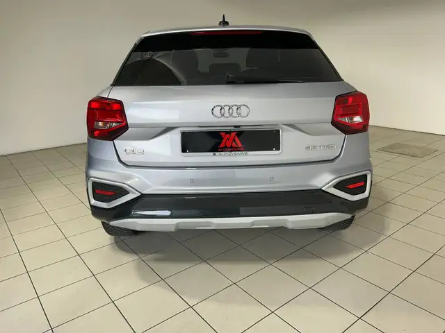 Audi Q2 view 5