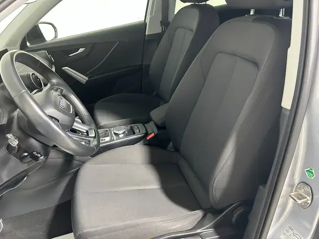 Audi Q2 view 10