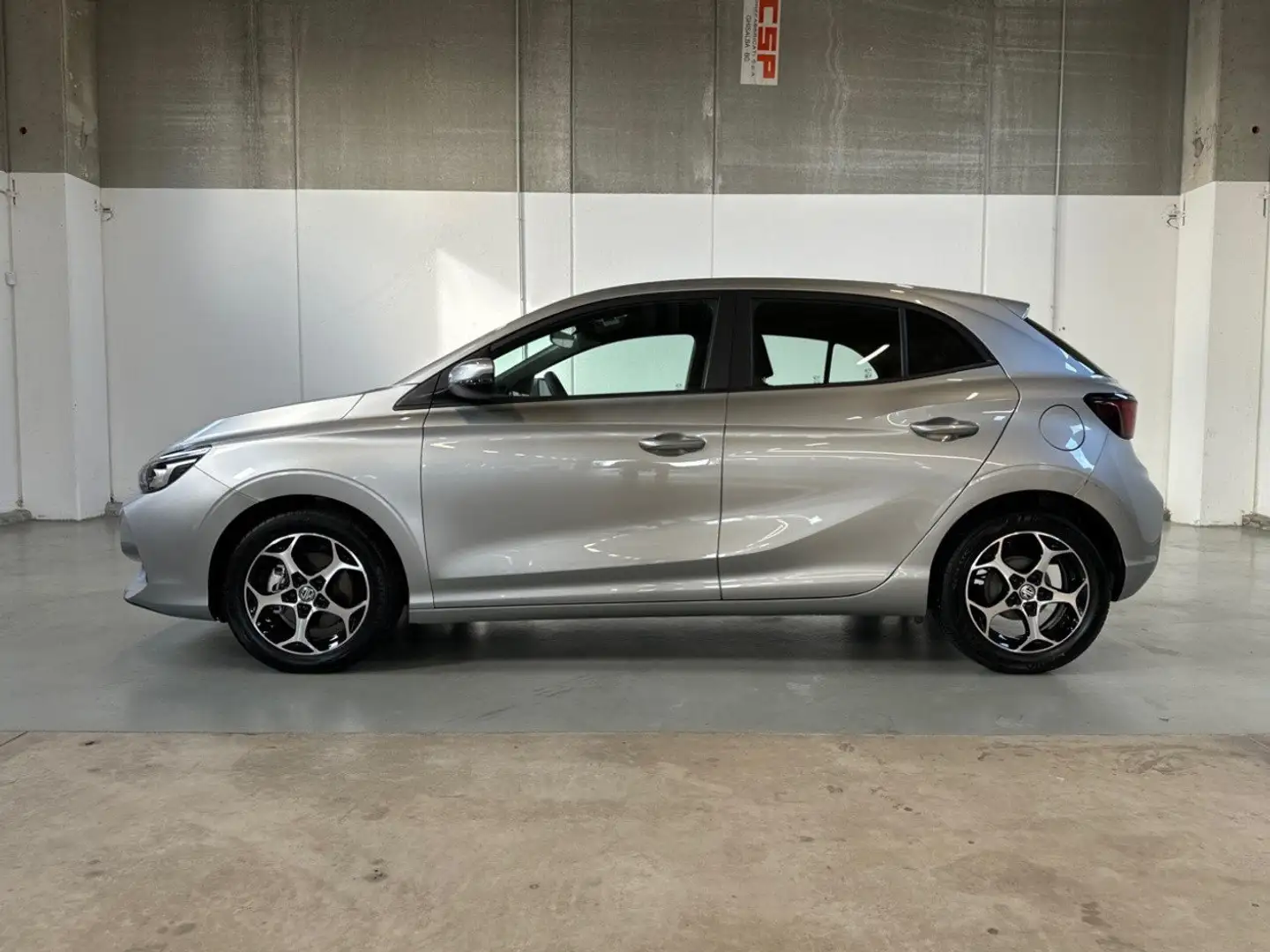 MG MG3 1.5 Comfort Gris - 2