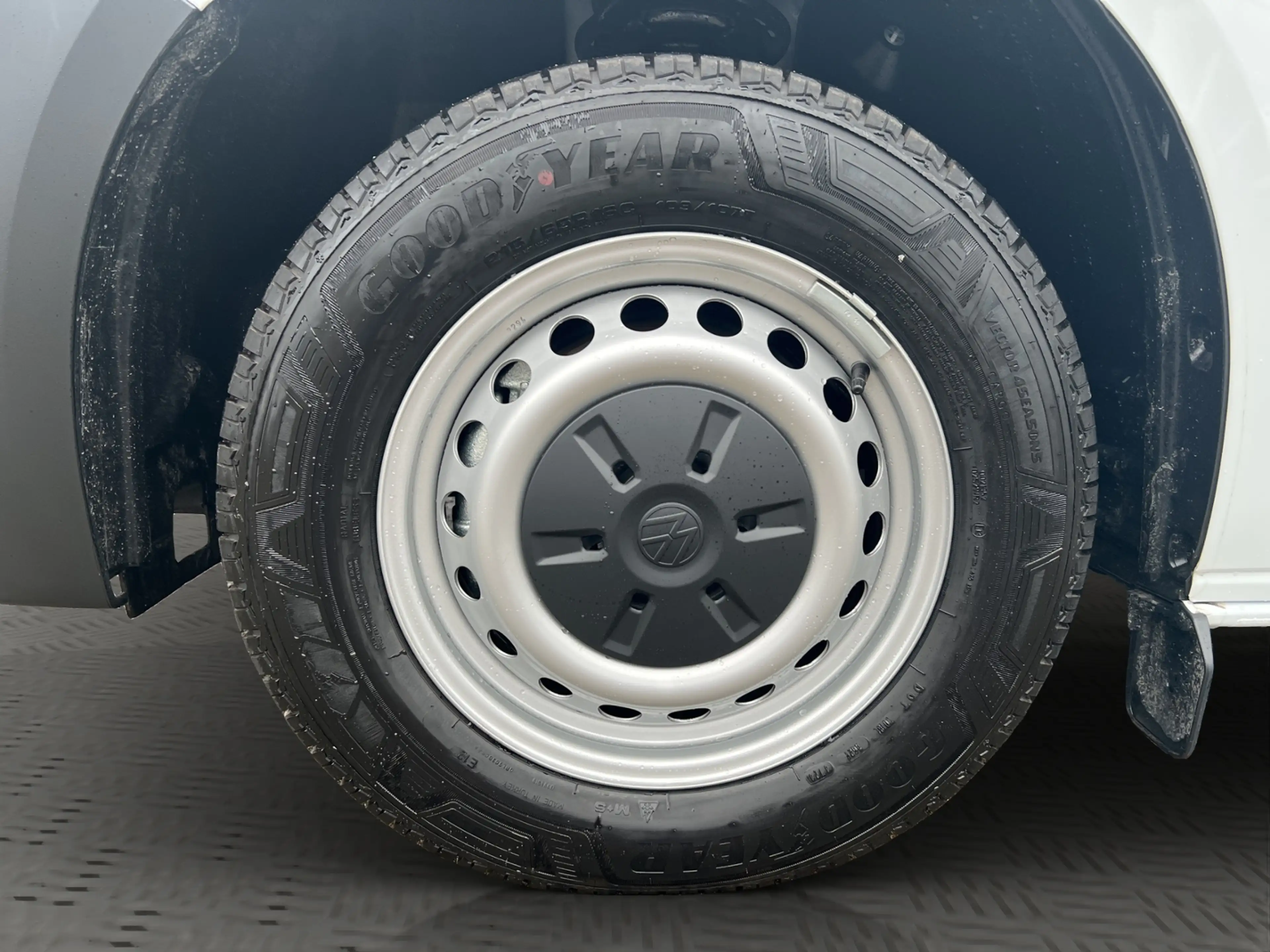 Volkswagen T7 Caravelle Kasten 2.0 TDI Klima Tempomat PDC — photo 8