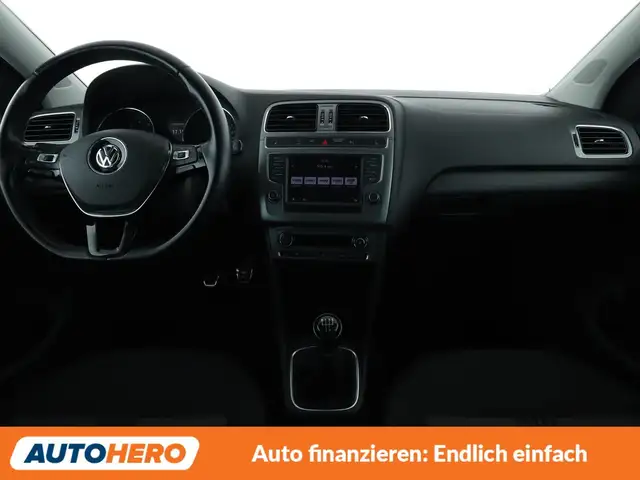 Volkswagen Polo view 12