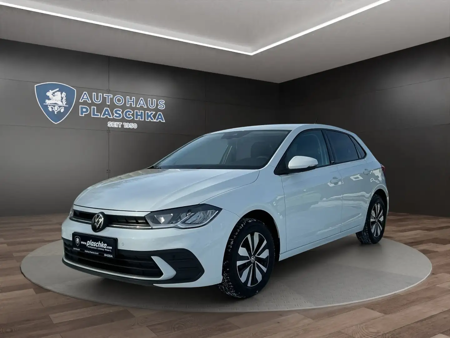 Volkswagen Polo VI 1.0 Move PDC*NAVI*SHZ*CAR-Play Klima Navi Weiß - 1