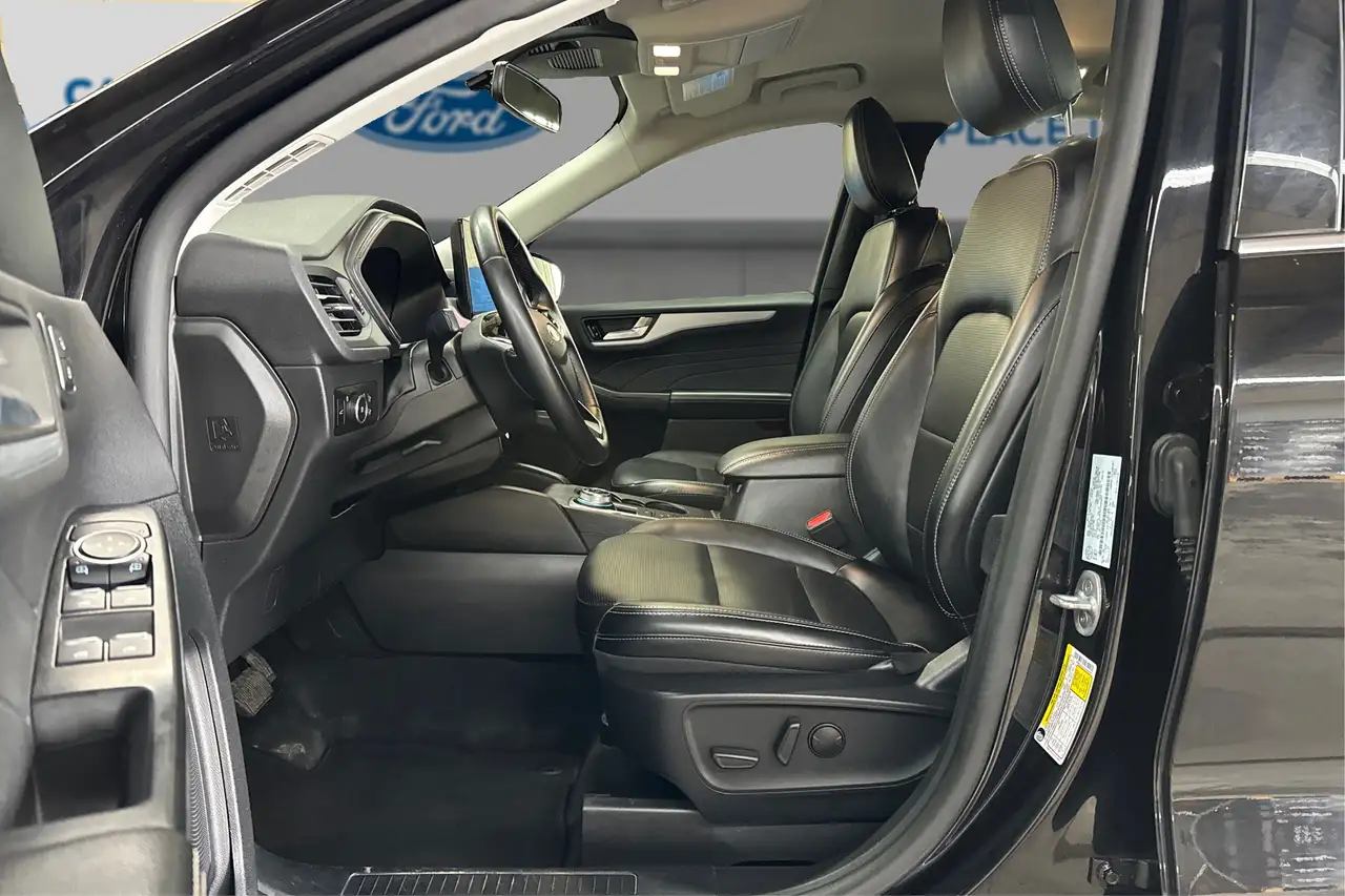 Ford Escape photo Ford Escape