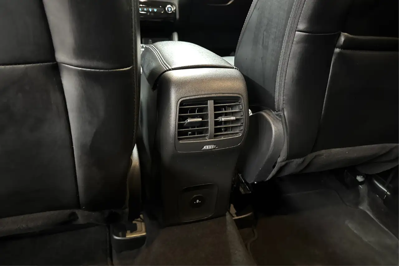 Ford Escape photo Ford Escape