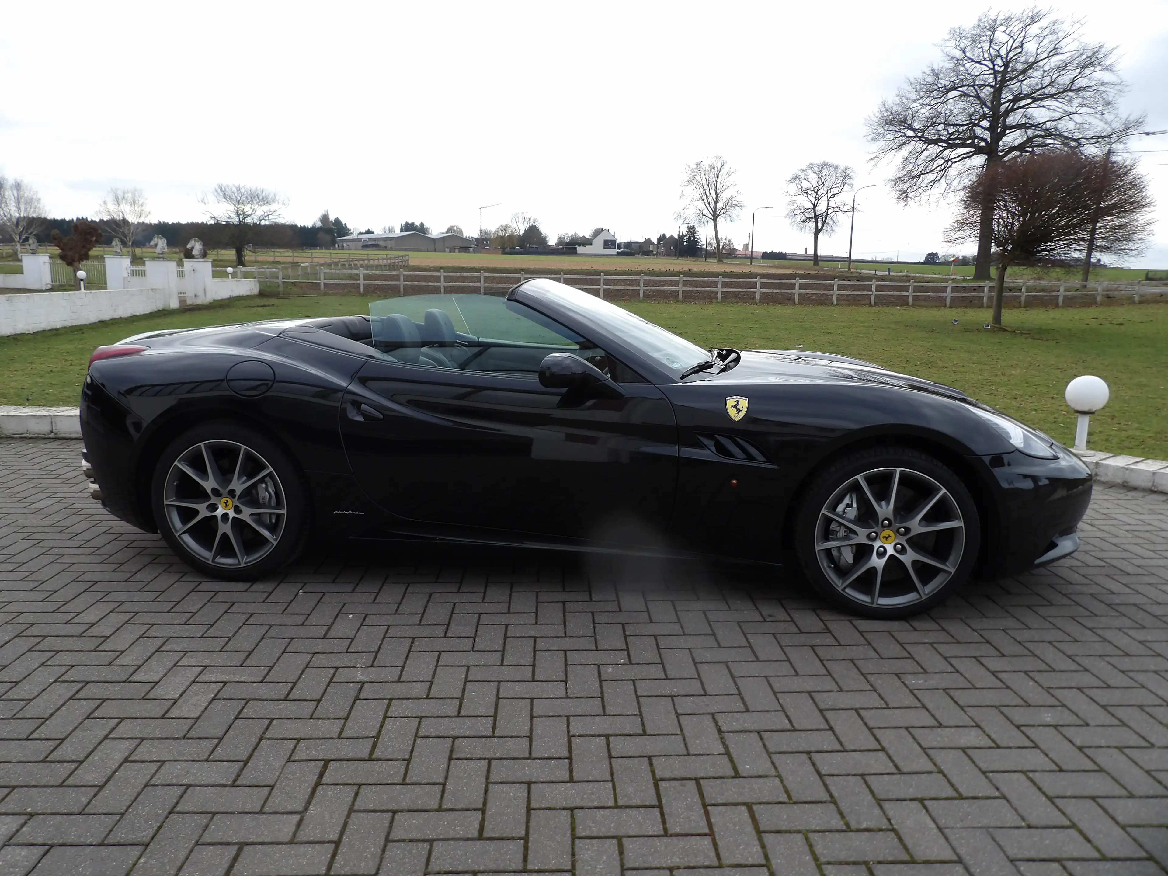 Ferrari California California 4.3i V8 — photo 4