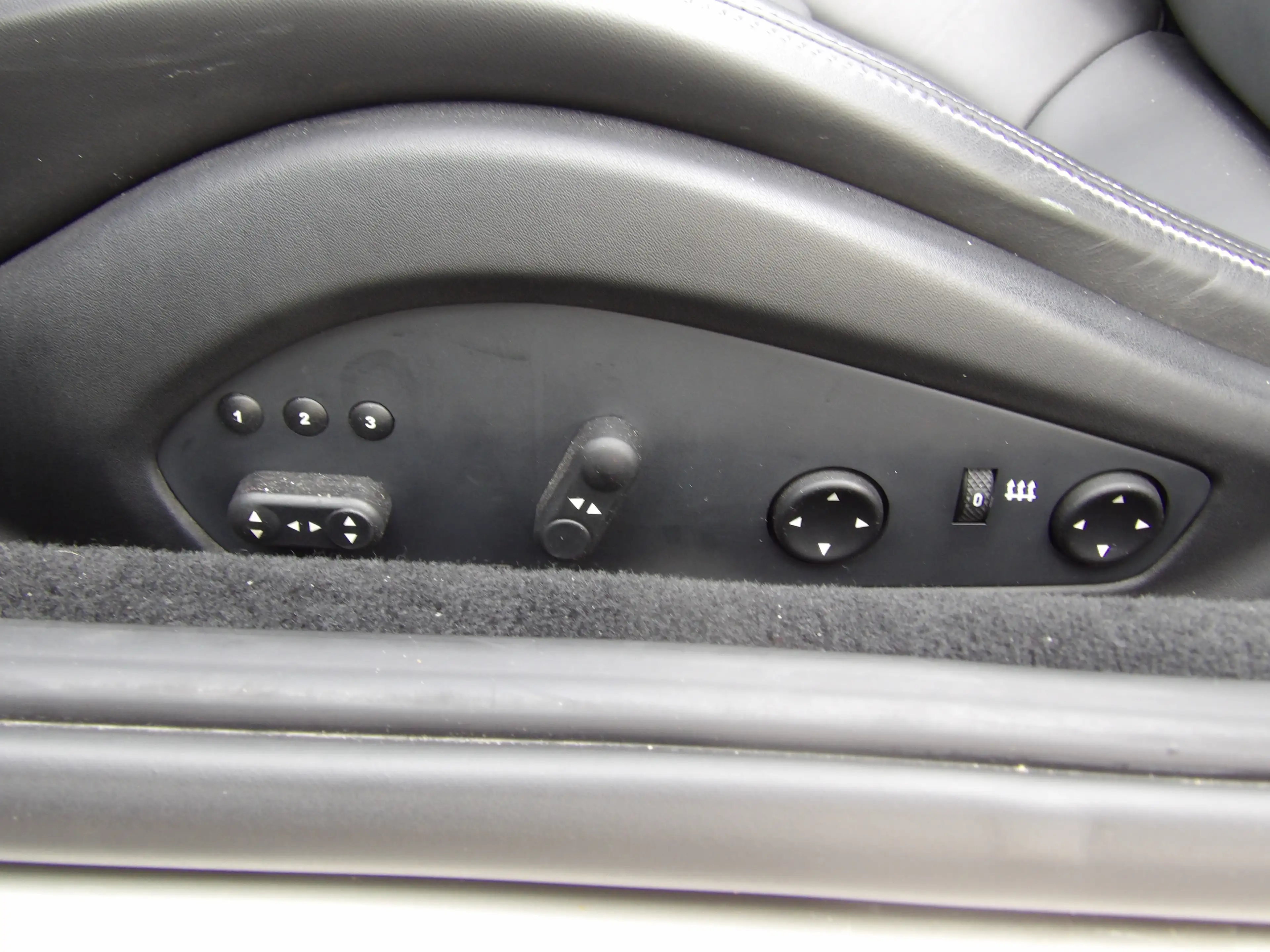 Ferrari California California 4.3i V8 — photo 8