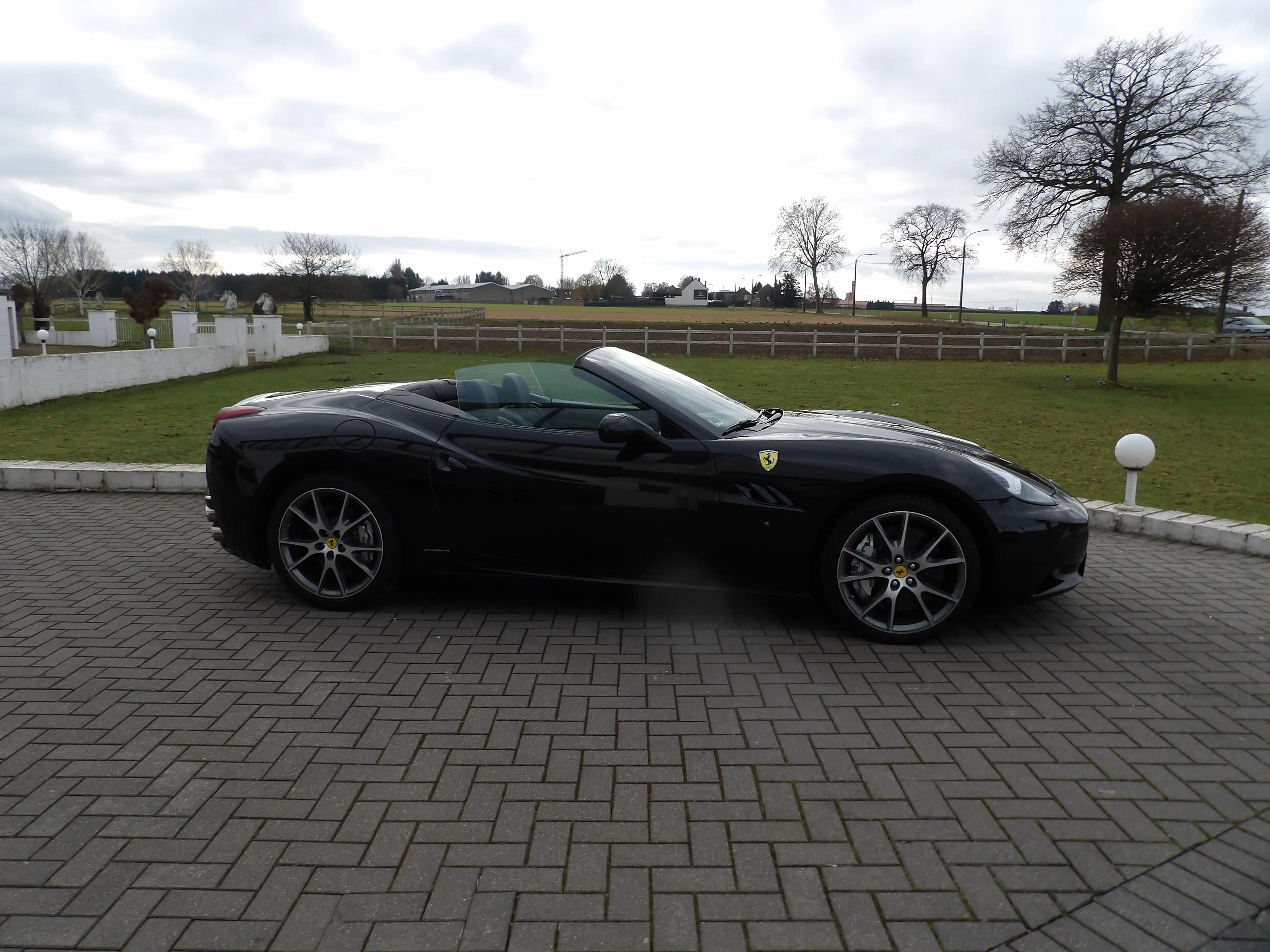 Ferrari California California 4.3i V8 — photo 3
