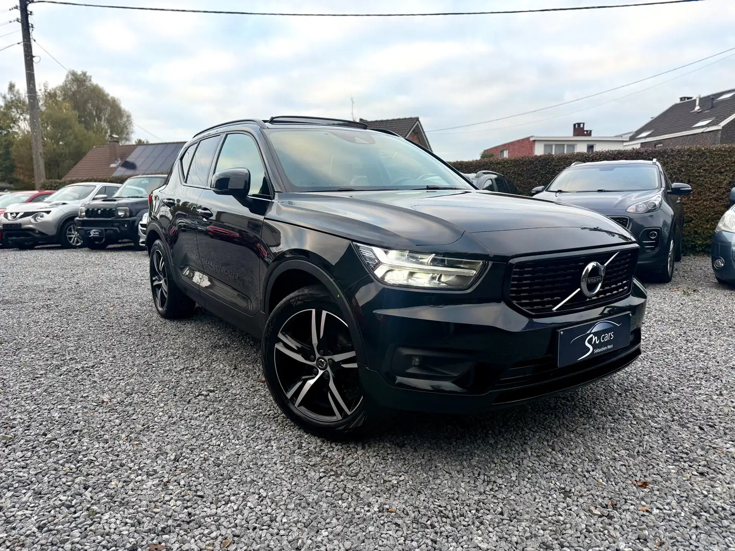 Volvo XC40 XC40 2.0 D3 AWD R-Design Geartronic Zwart - 1