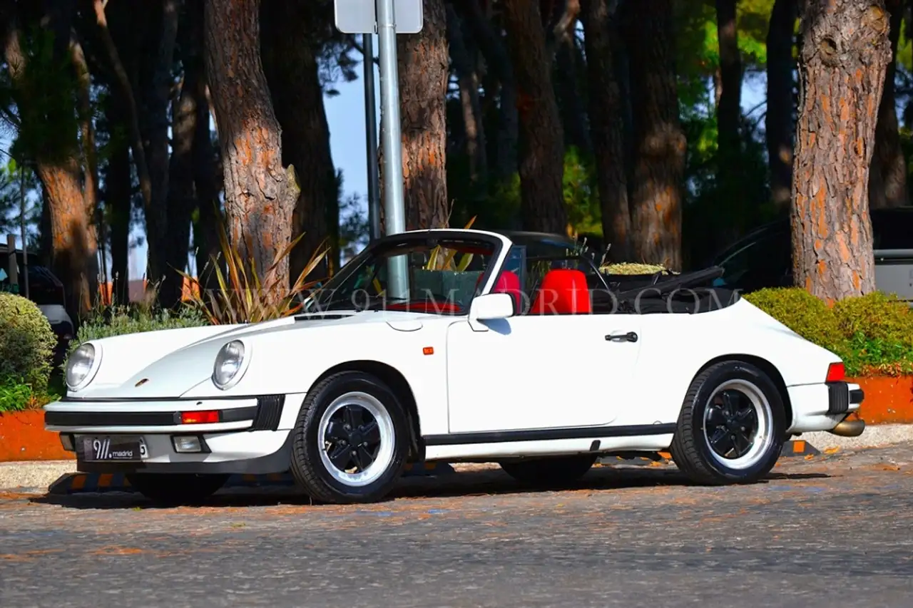 Porsche 911 3.2 Carrera Cabriolet, foto 12