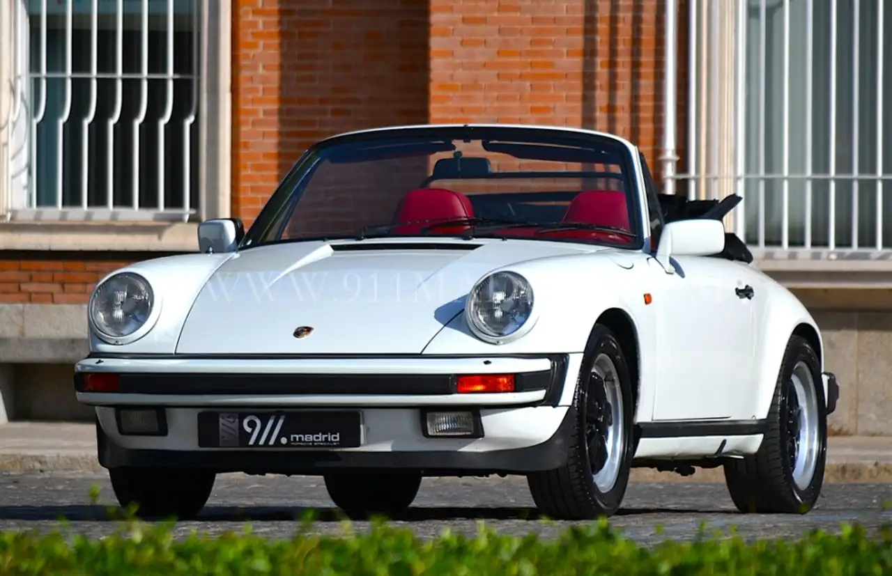 Porsche 911 3.2 Carrera Cabriolet, foto 11