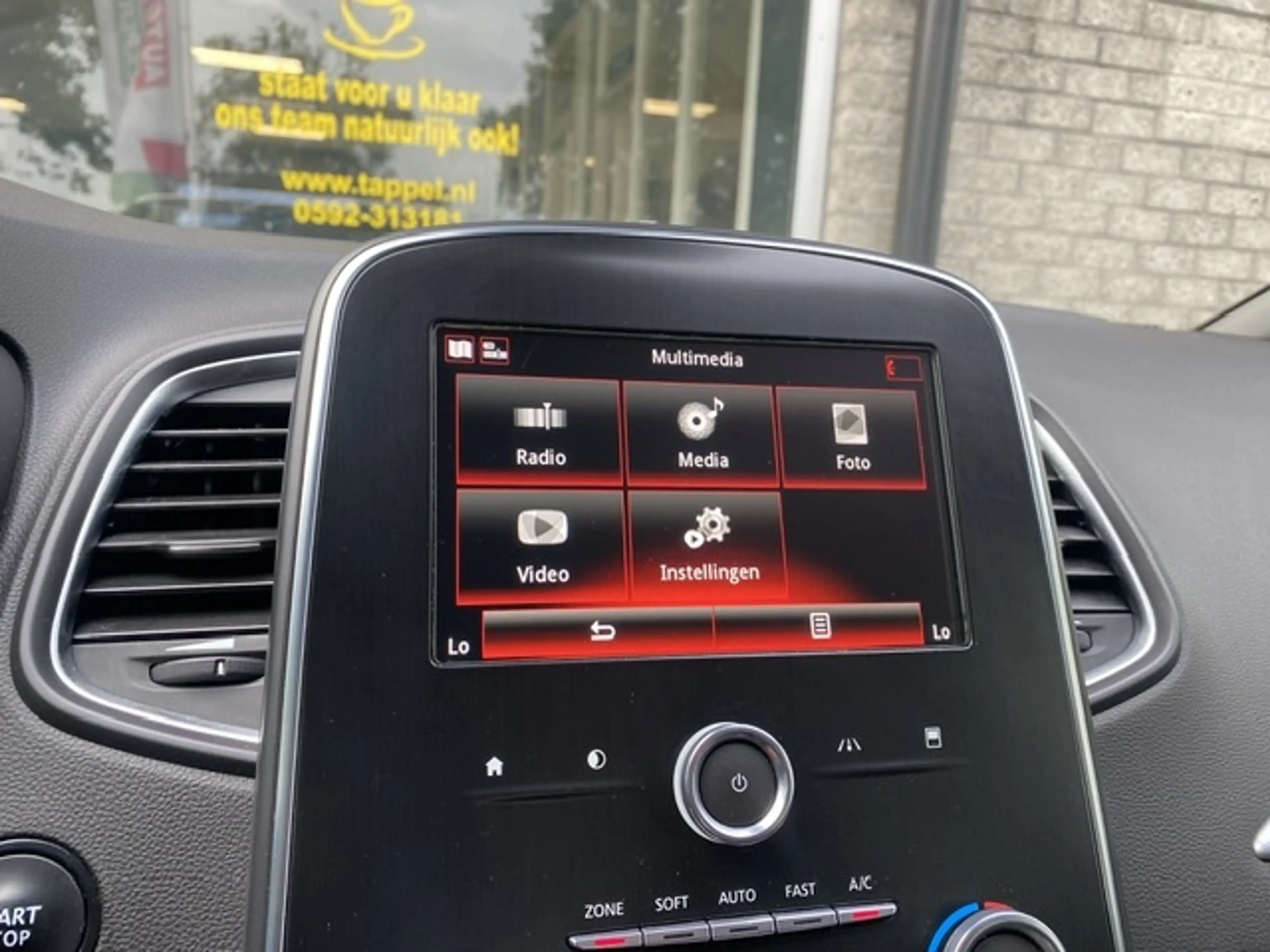 Renault Grand Scenic 1.3 TCe Intens 7p. trekhaak — photo 32