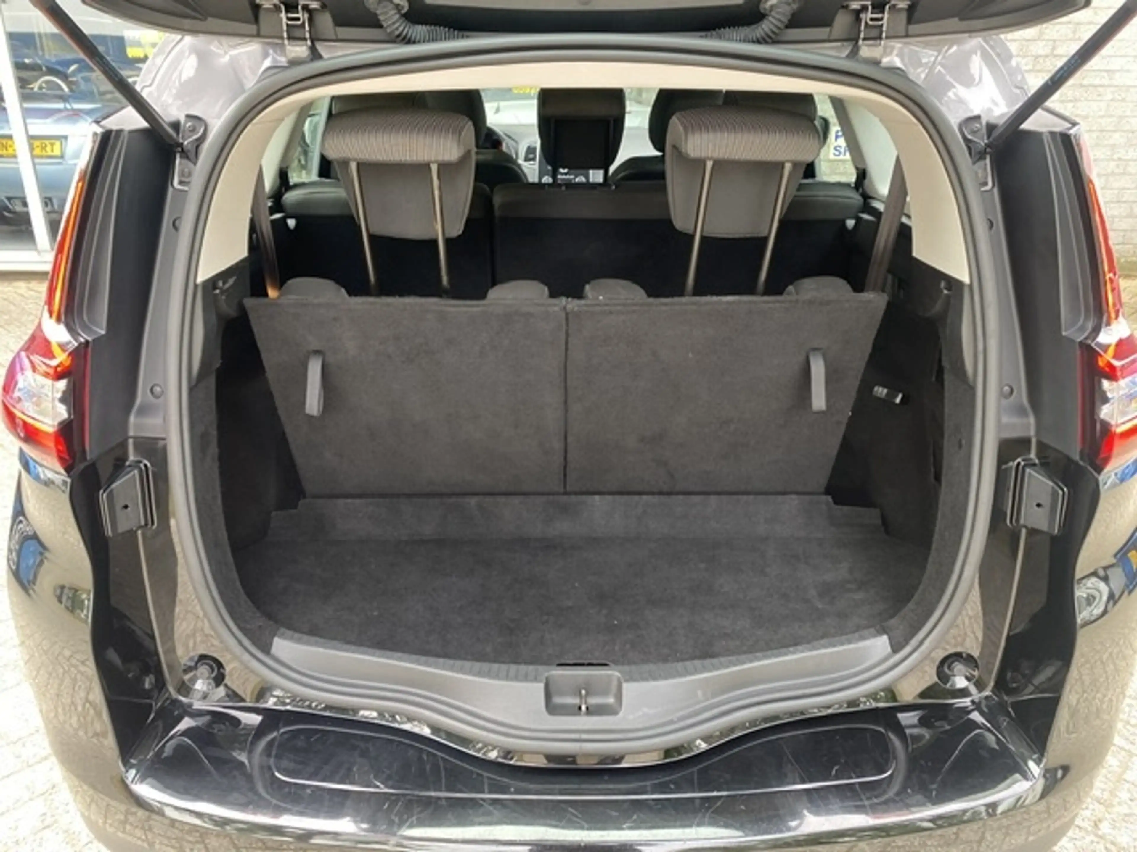 Renault Grand Scenic 1.3 TCe Intens 7p. trekhaak — photo 18