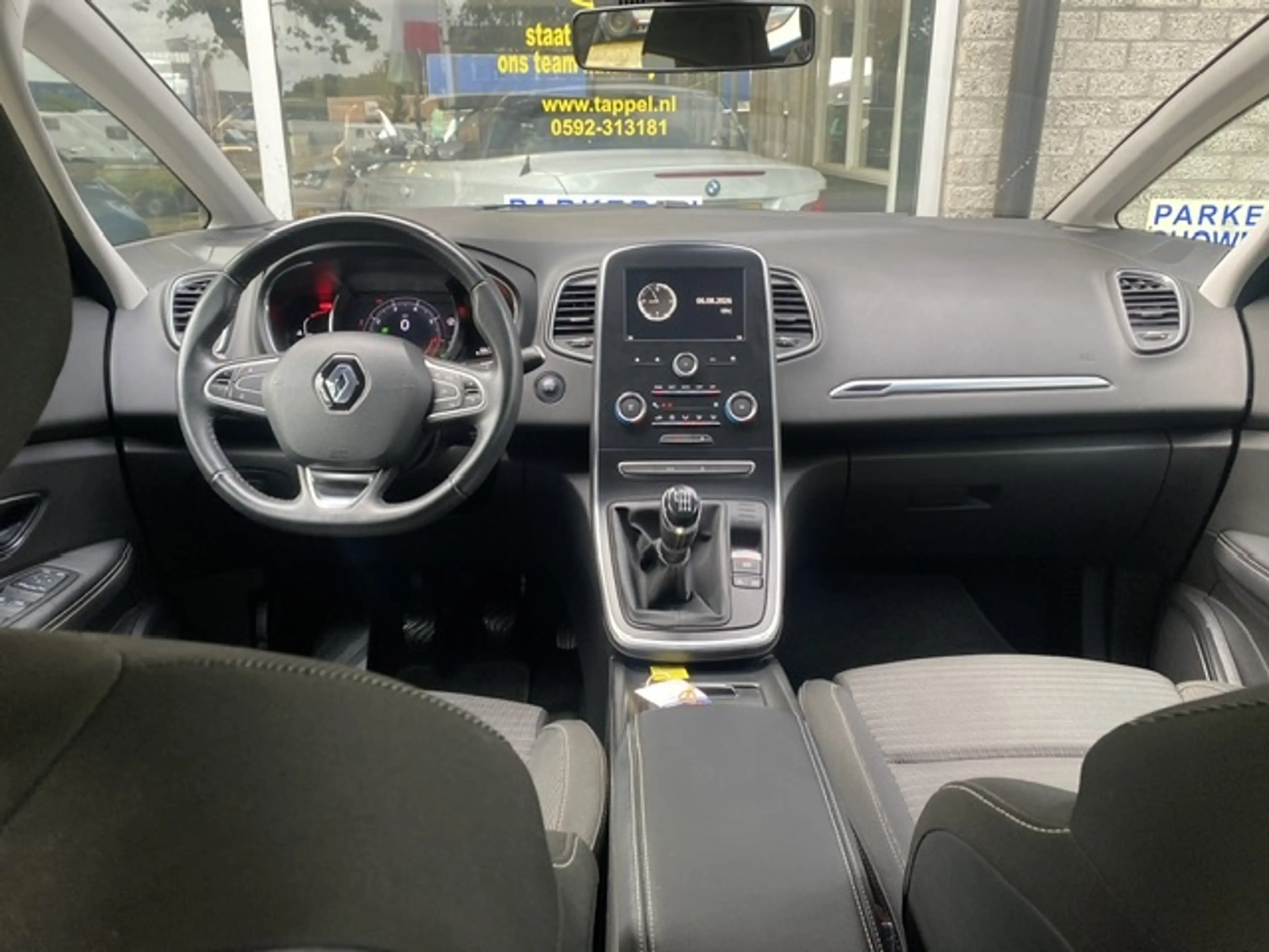 Renault Grand Scenic 1.3 TCe Intens 7p. trekhaak — photo 20