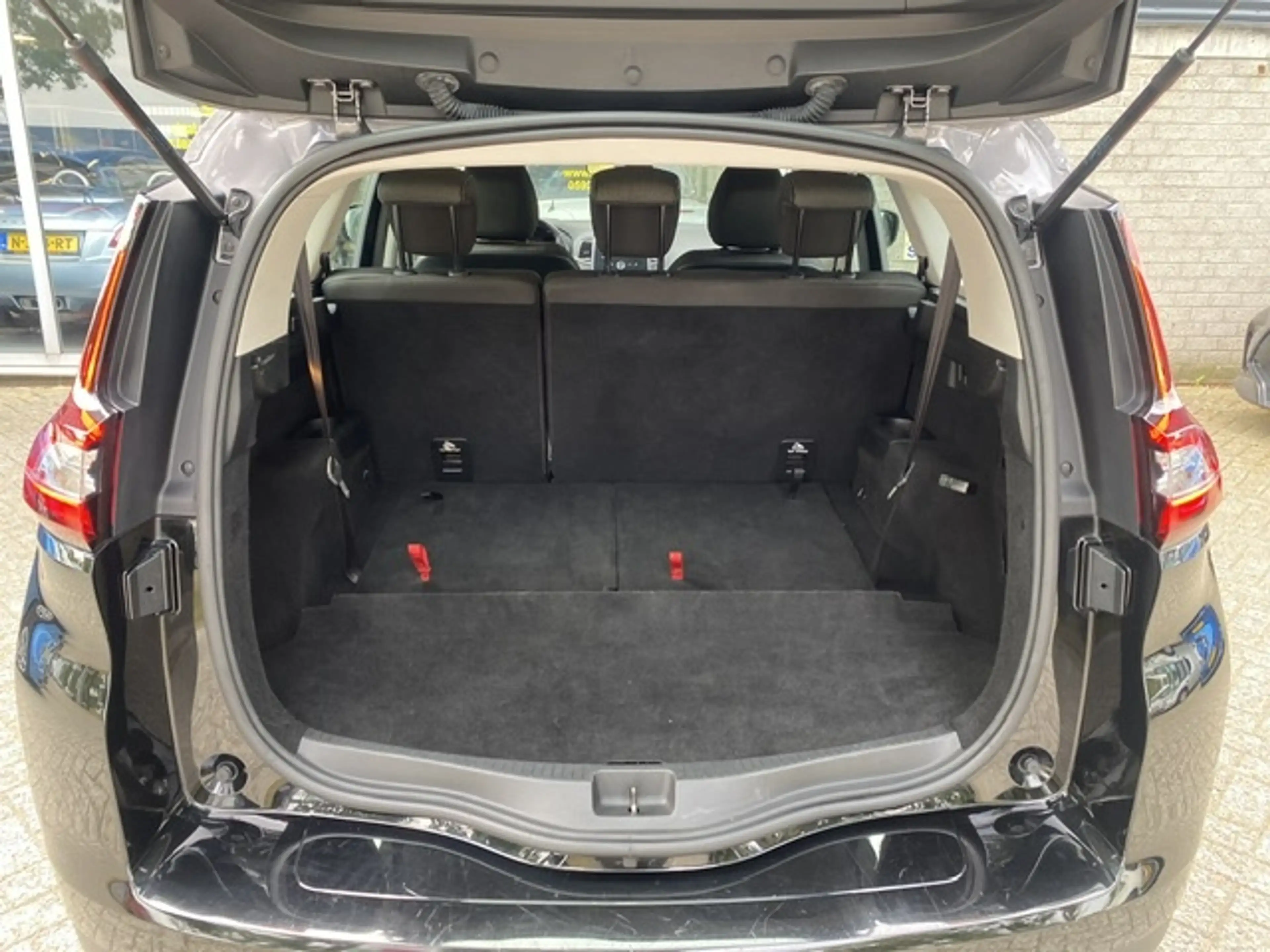 Renault Grand Scenic 1.3 TCe Intens 7p. trekhaak — photo 17