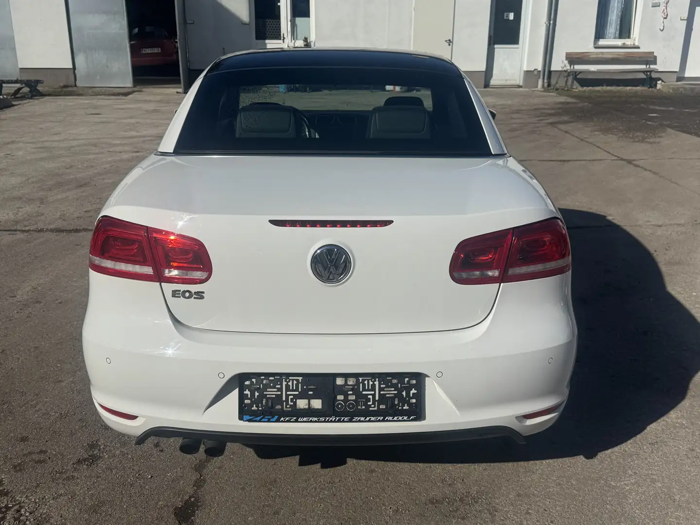 Volkswagen Eos 1.4 TSI BlueMotion Technology Sport & Style - 1