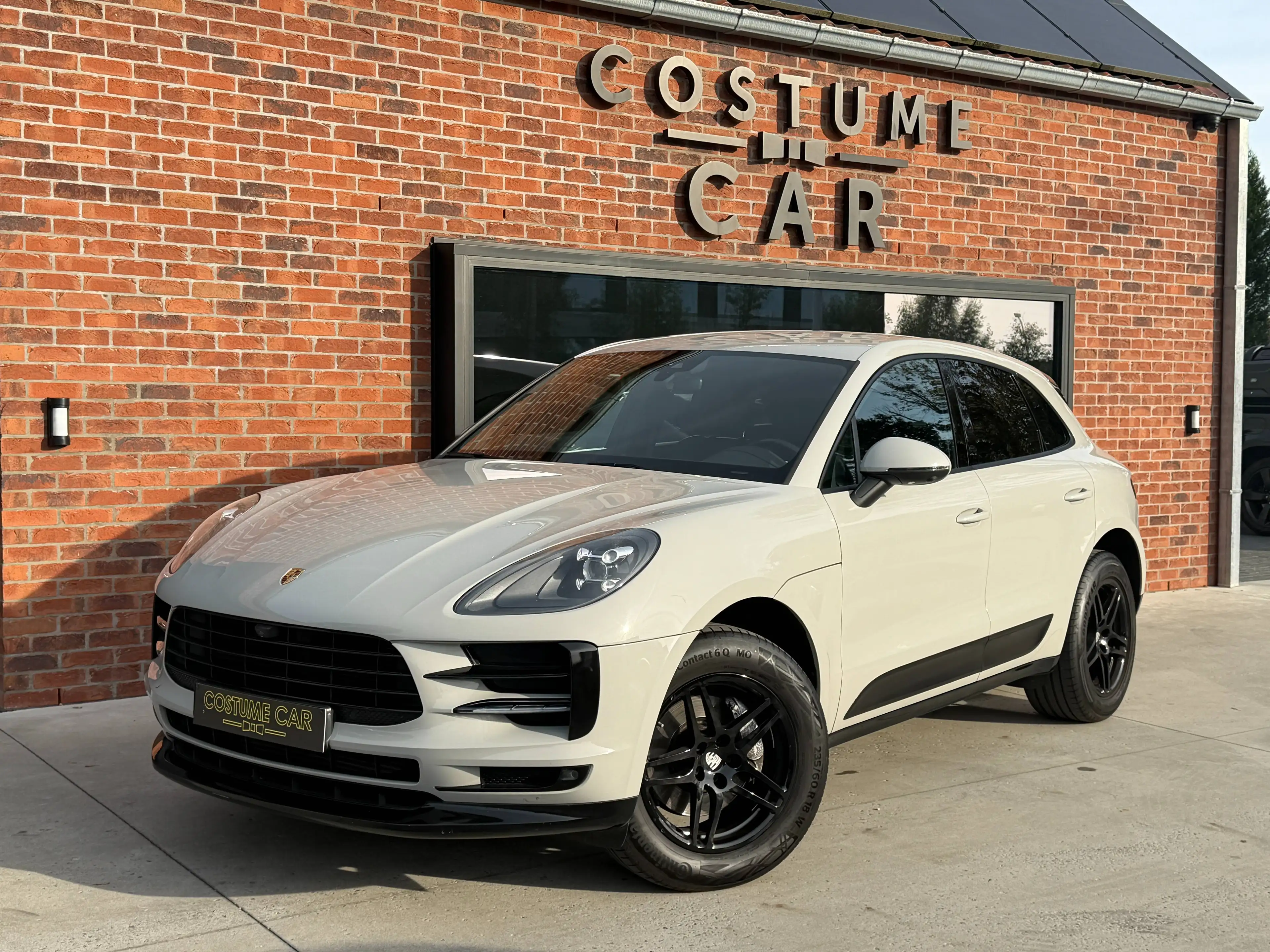 Porsche Macan Caméra 360 - Sièges à mémorisation - Attelage — photo 7