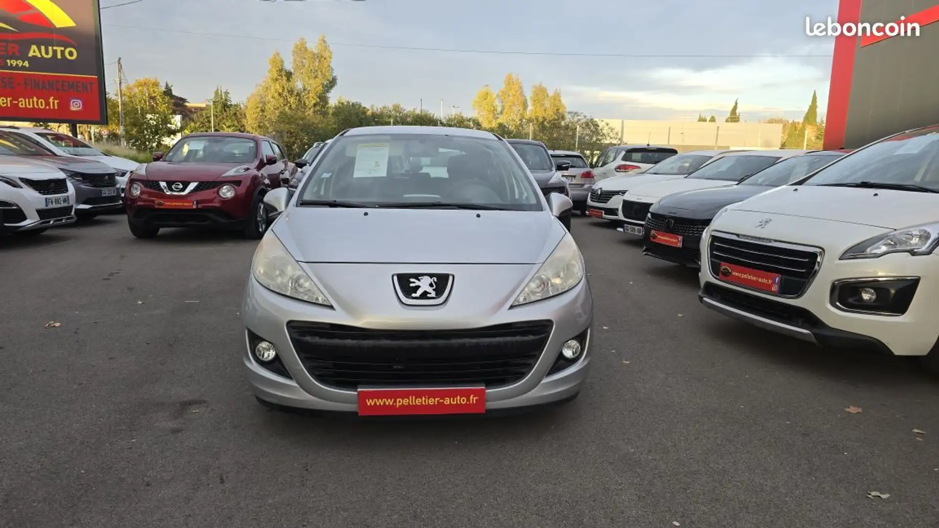 Peugeot 207 + 1.4 HDi 68ch FAP BLUE LION Gris - 2