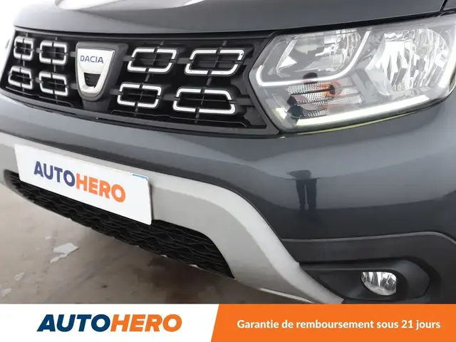 Dacia Duster view 30