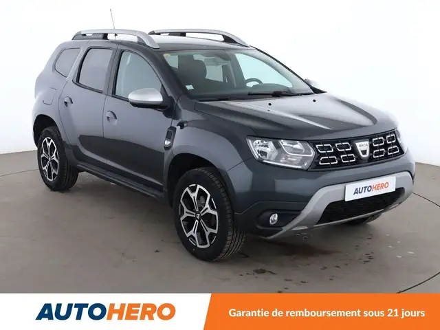 Dacia Duster view 8