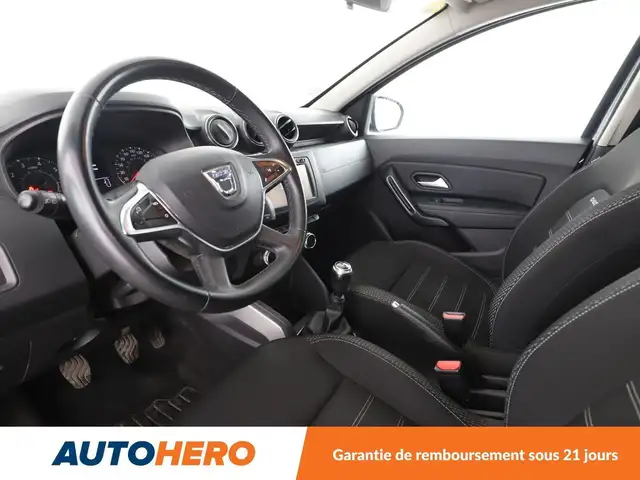 Dacia Duster view 11
