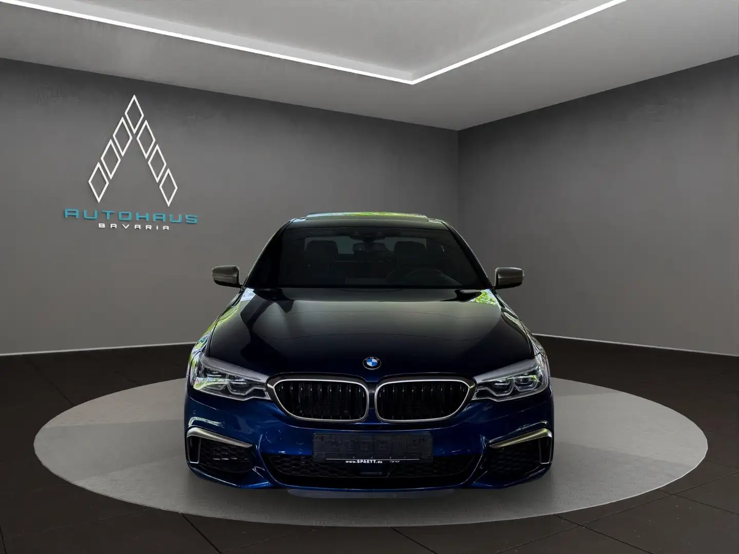 BMW 550 i xDrive *H&K*HEAD-UP*TOP-AUSTATTUNG* Bleu - 2