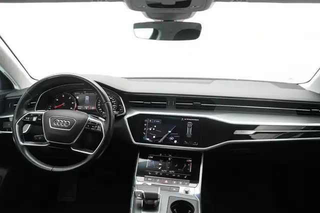 Audi A6 Avant view 14