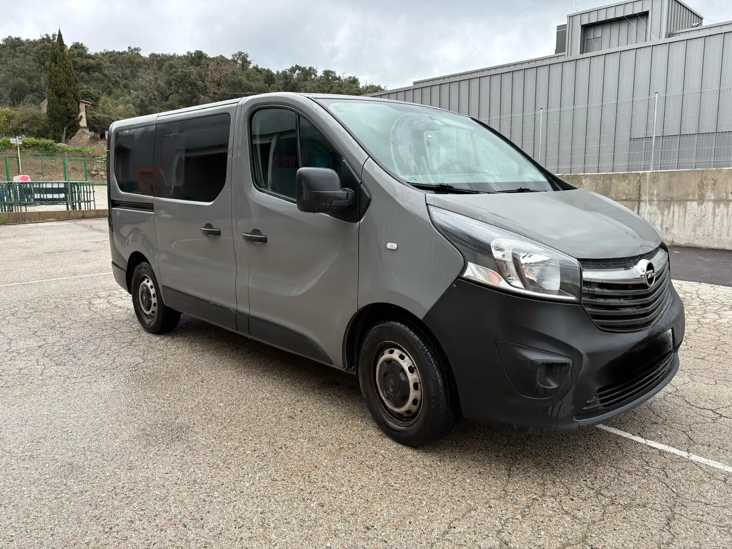 Opel Vivaro Fg. 1.9CDTI C 2900 DCb. 100 - 1