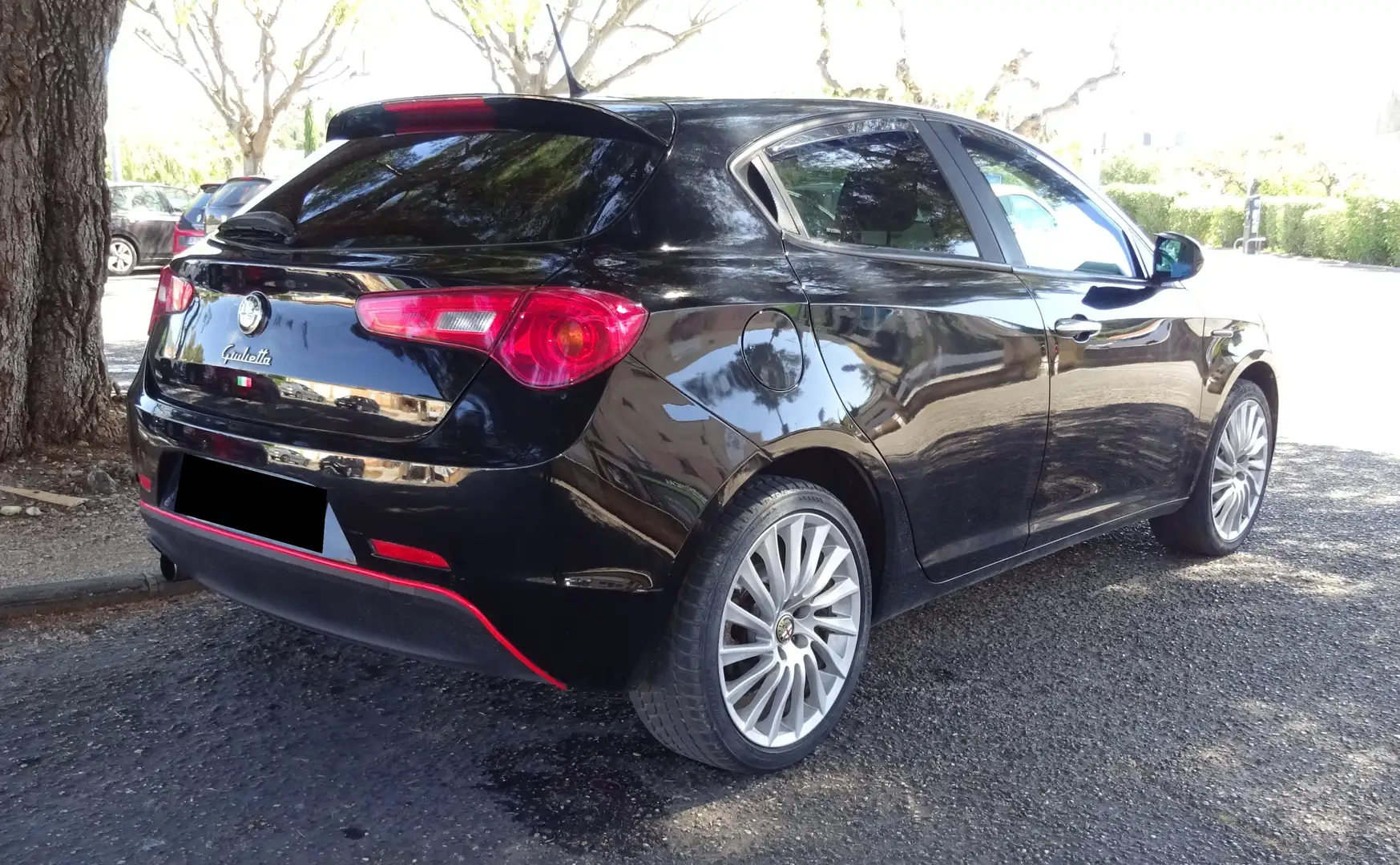 Alfa Romeo Giulietta Giulietta 1.4 Tjet 120 ch Noir - 2