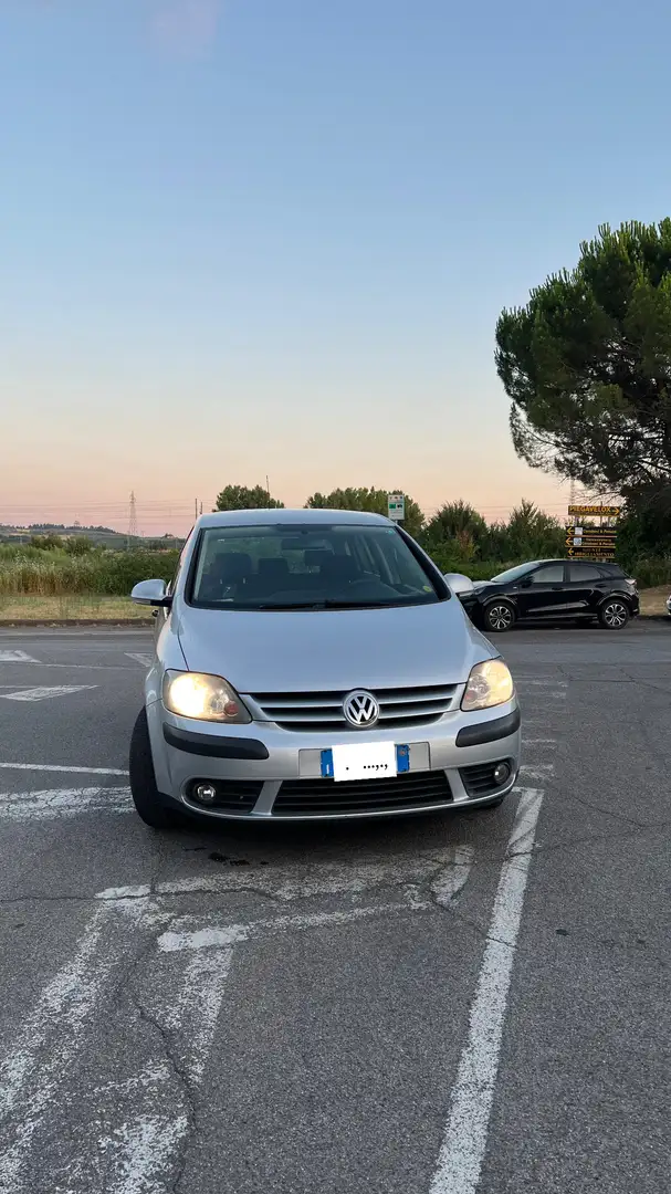 Volkswagen Golf Plus 1.6 FSI - 2