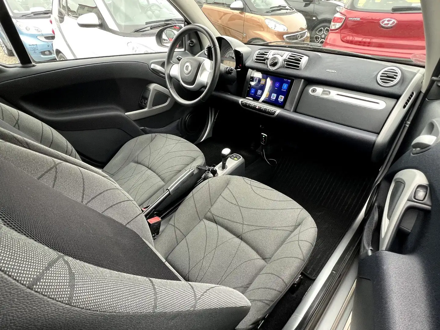 smart forTwo Cabrio *CS Tuning* CarPlay! SHZ! TRAUMHAFT! Gris - 2
