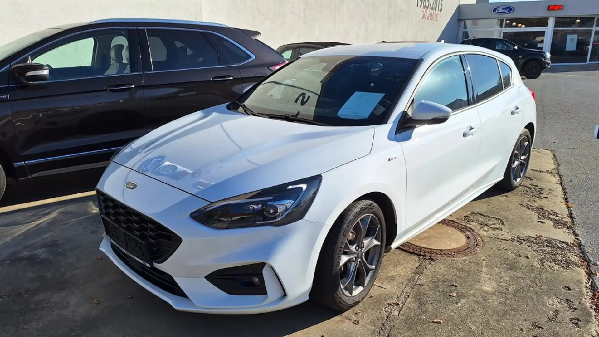 Ford Focus ST-Line 1,0 EcoBoost Hybrid  155 Blanc - 1