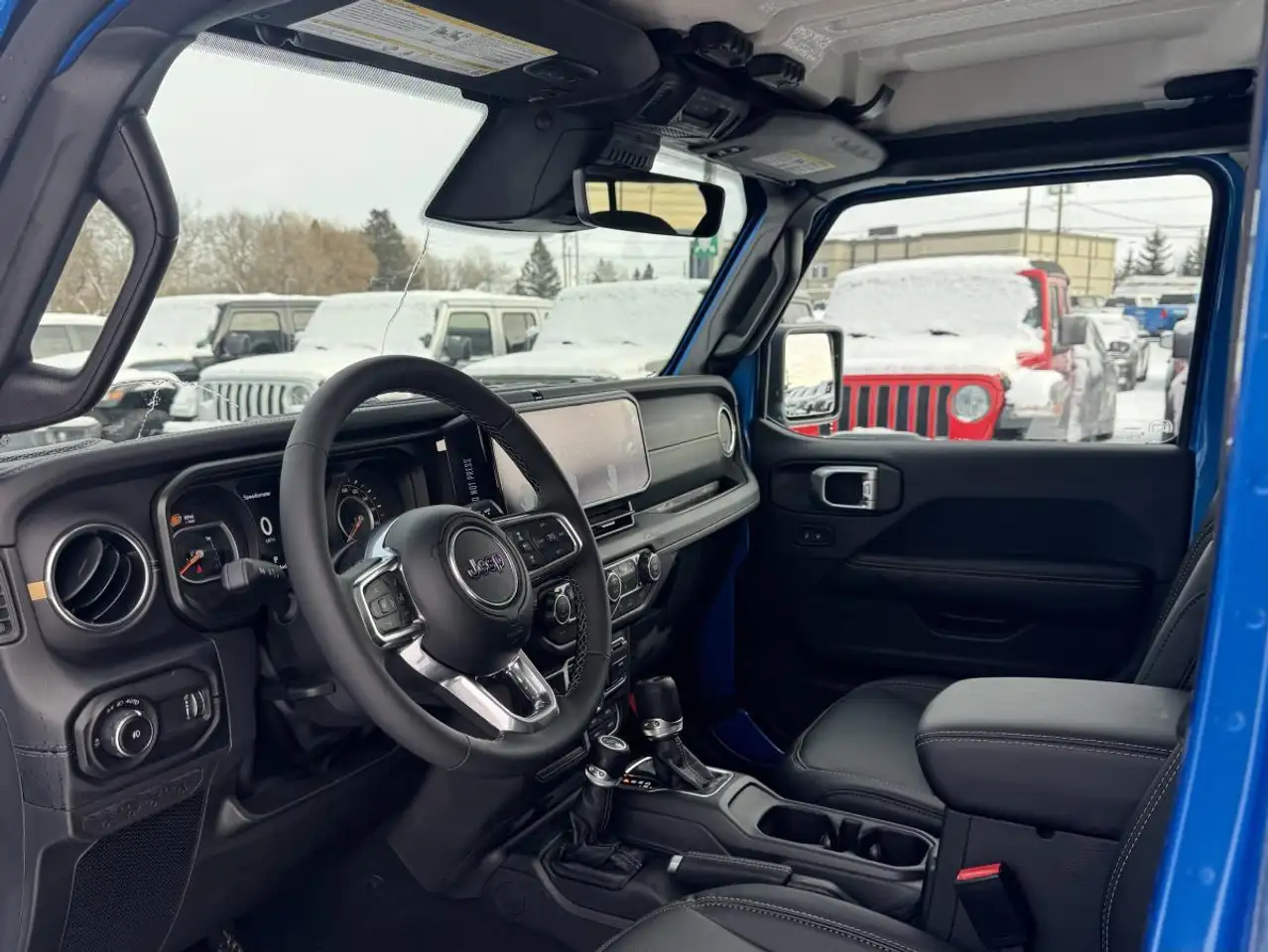 Jeep Wrangler снимка Jeep Wrangler