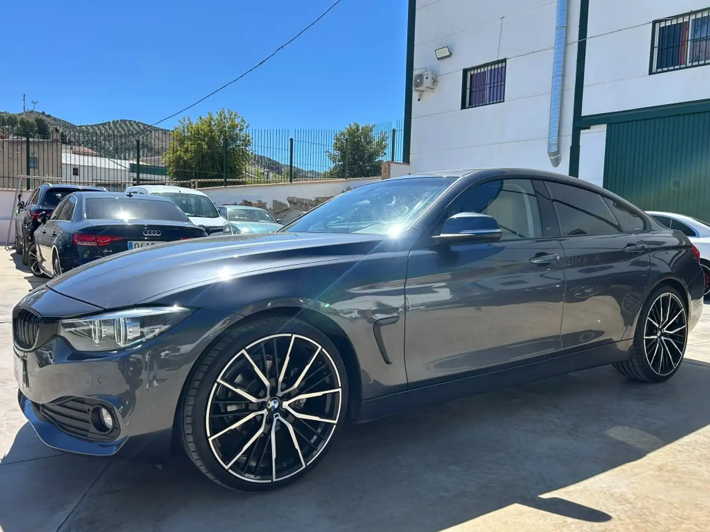 BMW 418 418dA Gran Coupé (4.75) Gris - 2