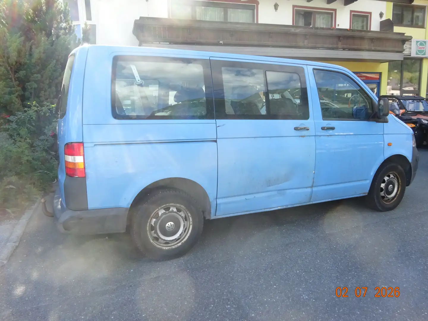 Volkswagen T5 Caravelle Caravelle 2,5 TDI 4motion D-PF Blau - 2