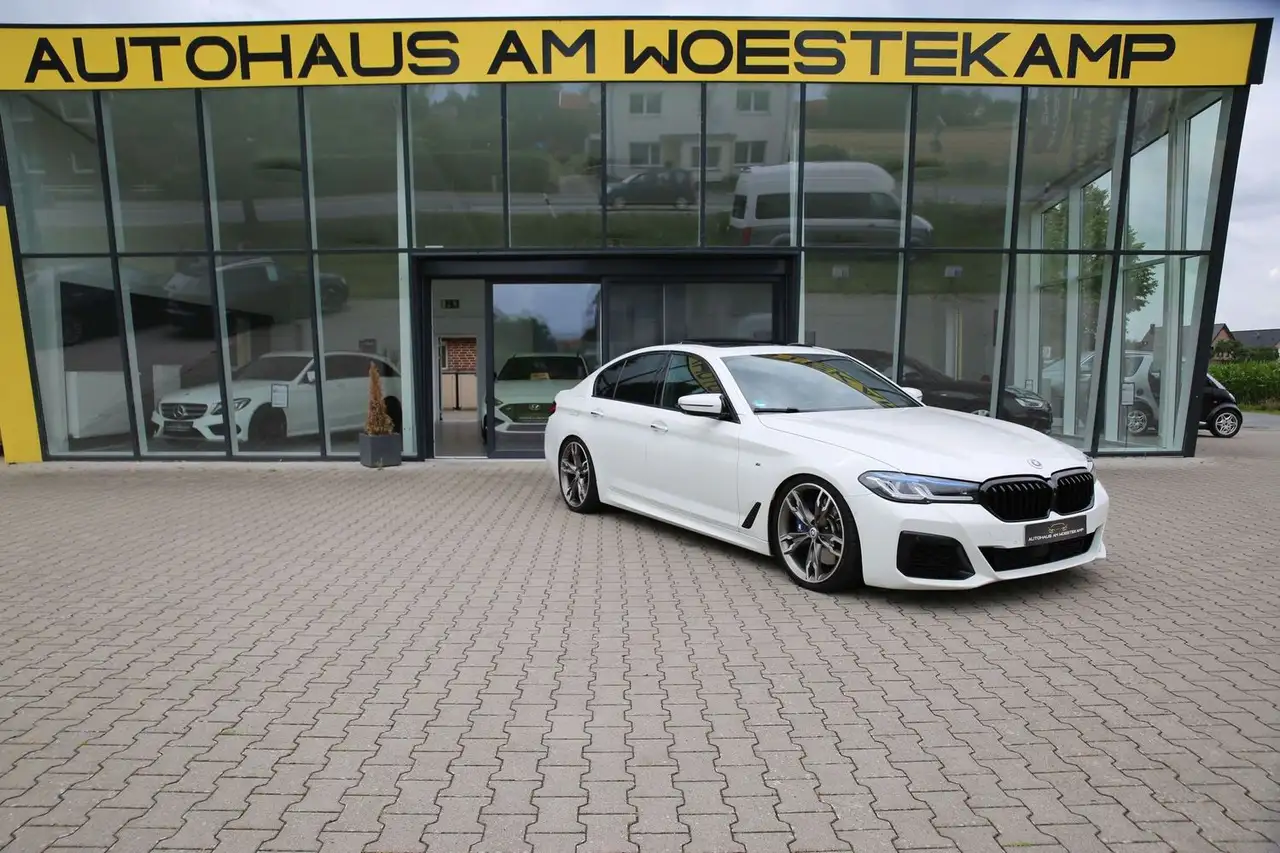 BMW M550