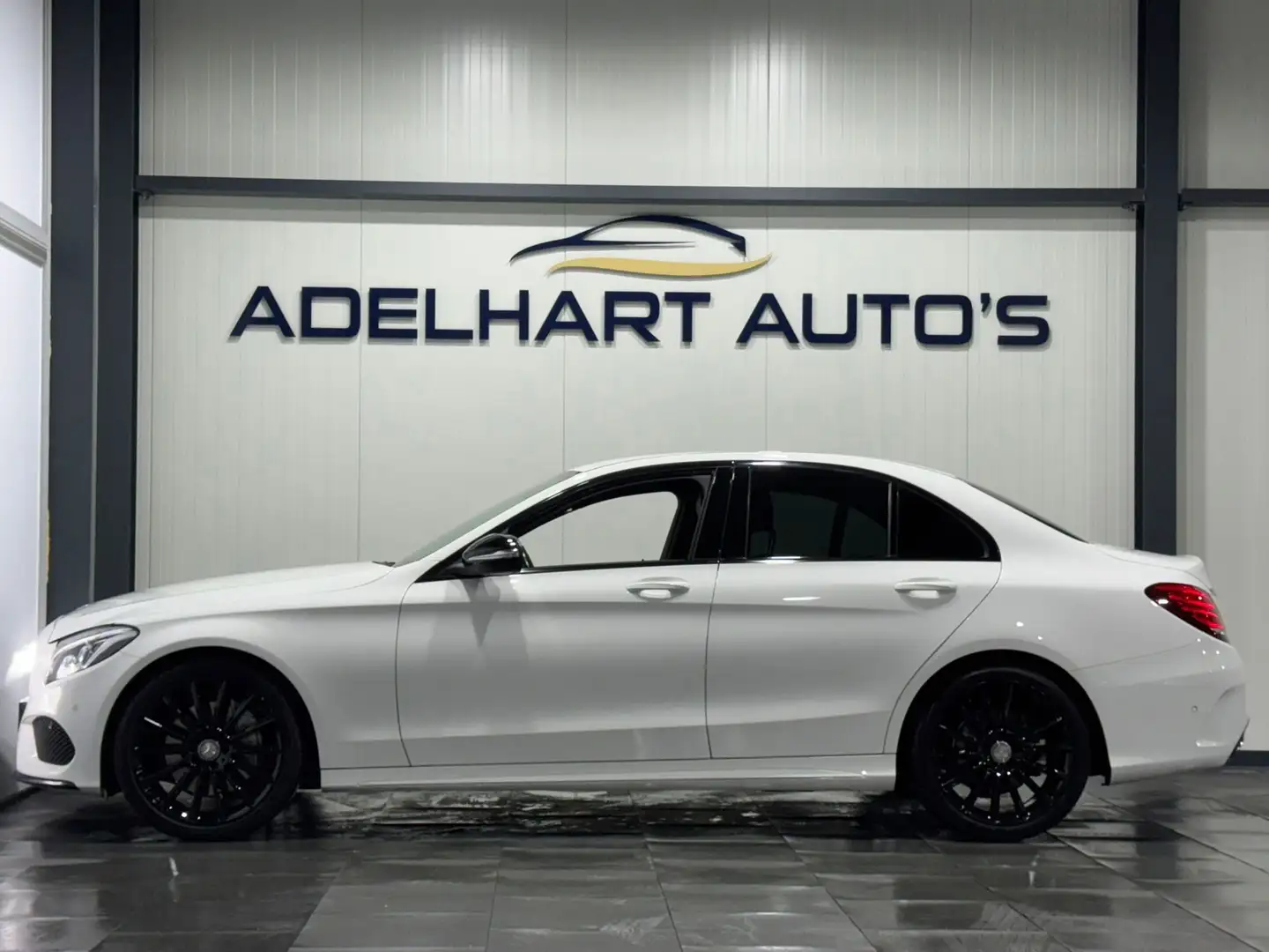 Mercedes-Benz C 250 Edition 1 AMG line Automaat / Full map navigatie / Bílá - 2