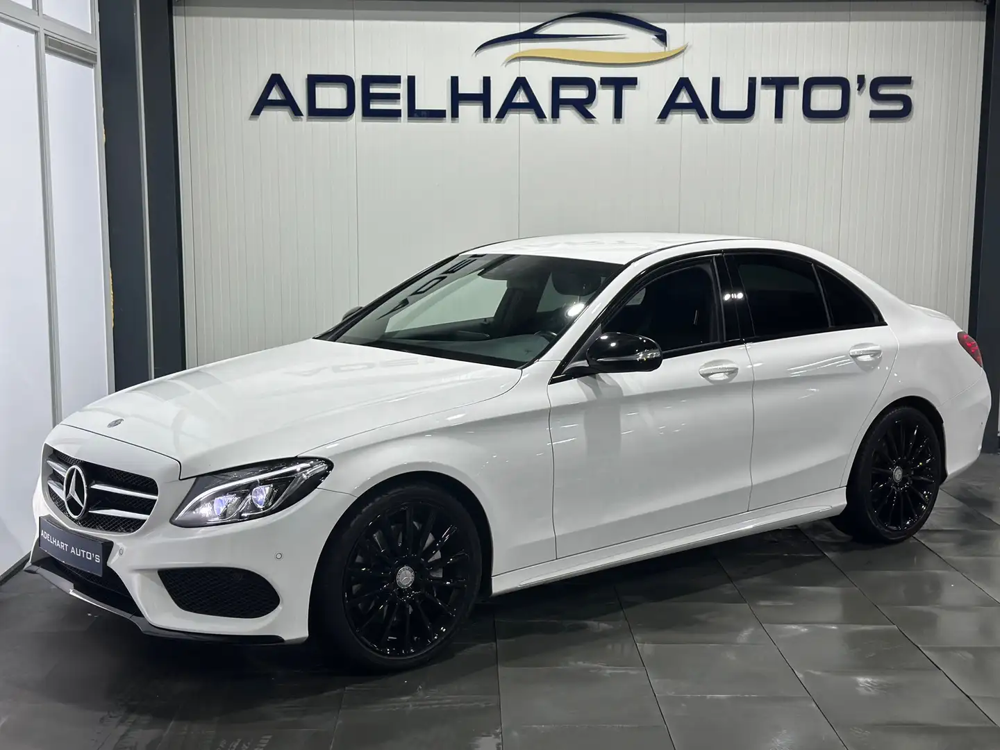 Mercedes-Benz C 250 Edition 1 AMG line Automaat / Full map navigatie / Bílá - 1
