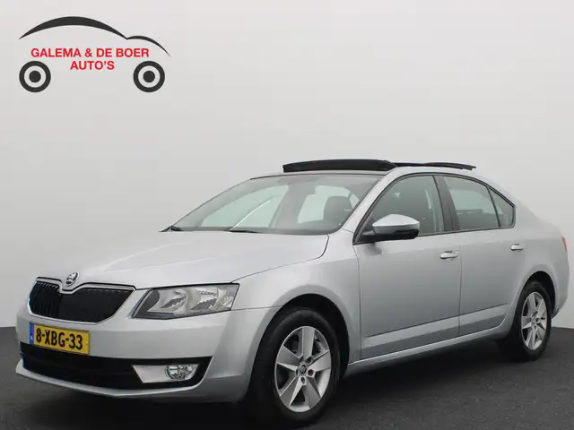 Skoda Octavia 1.2 TSI Greentech Ambition 1STE EIG / PANORAMADAK