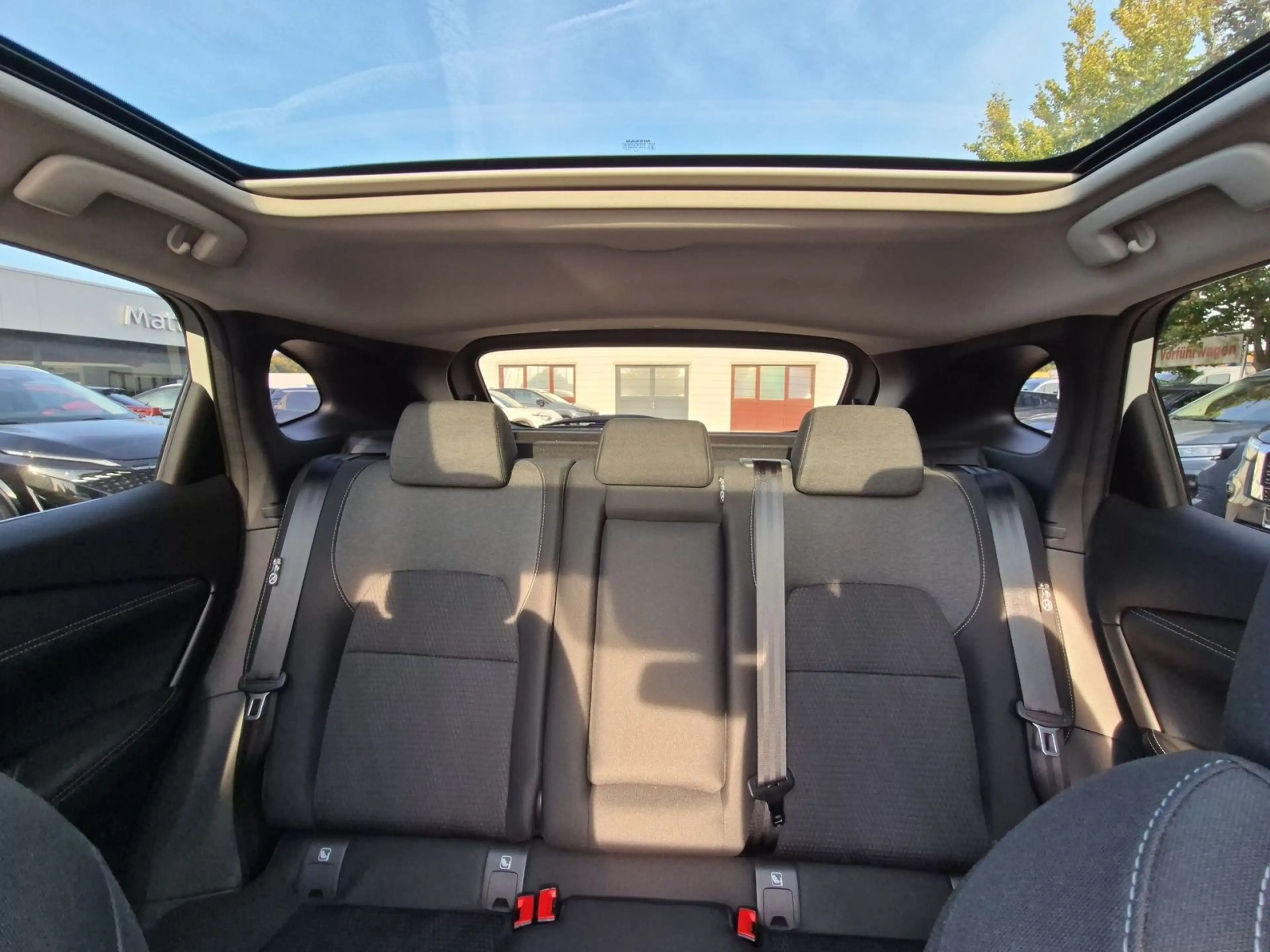 Nissan Qashqai N-Connecta Autom|360°|Pano|Winterpaket — photo 13