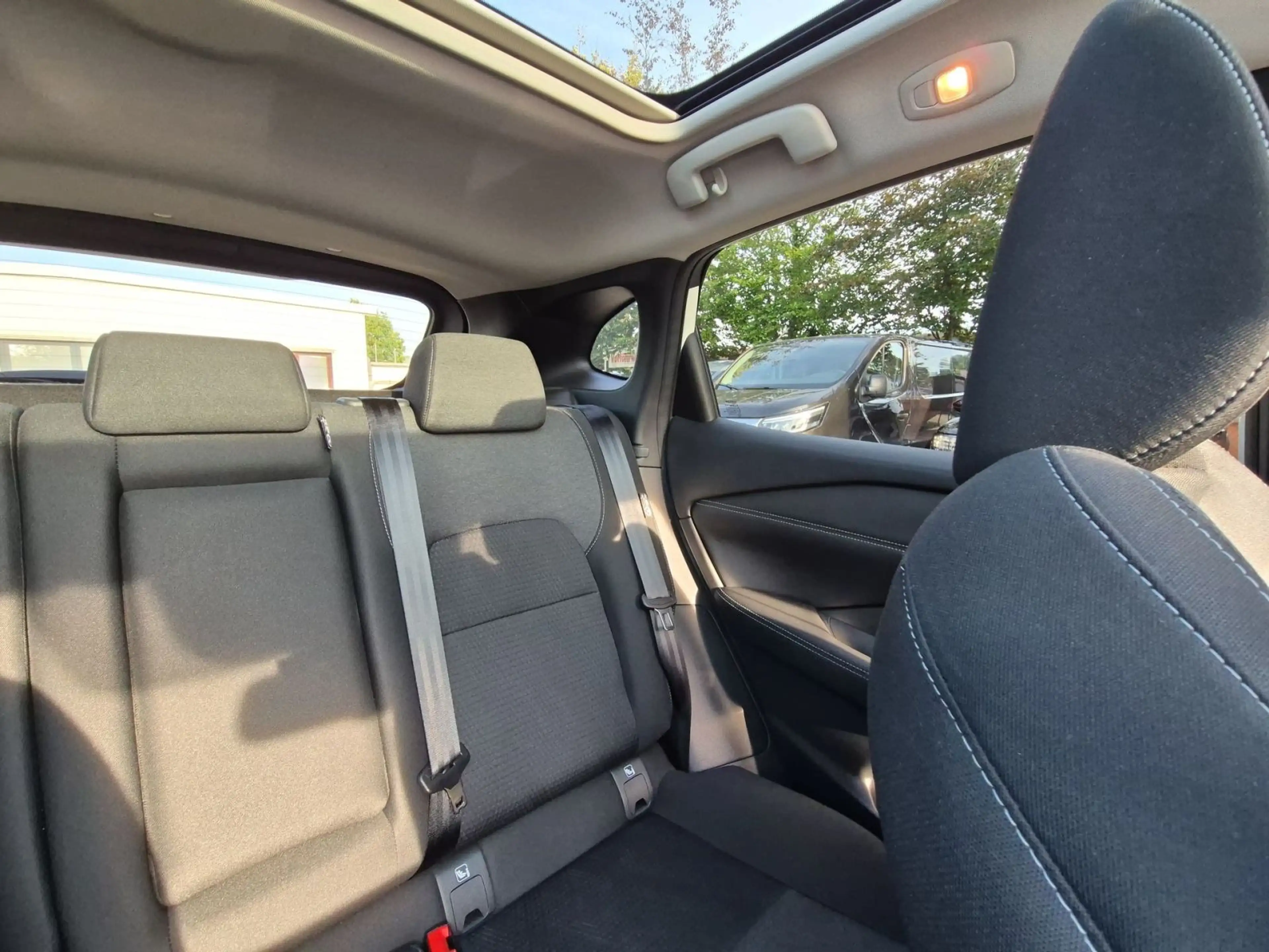 Nissan Qashqai N-Connecta Autom|360°|Pano|Winterpaket — photo 12