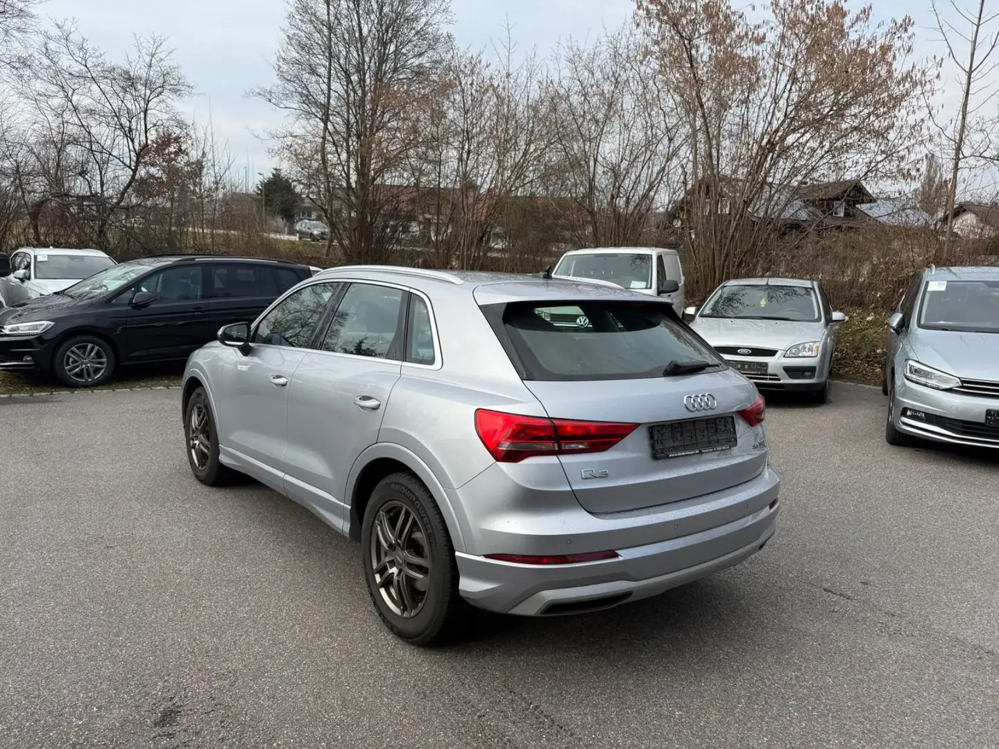 Audi Q3 35 TFSI advanced-2.Hand-Led-Pdc-Digital-Euro6 Silber - 2
