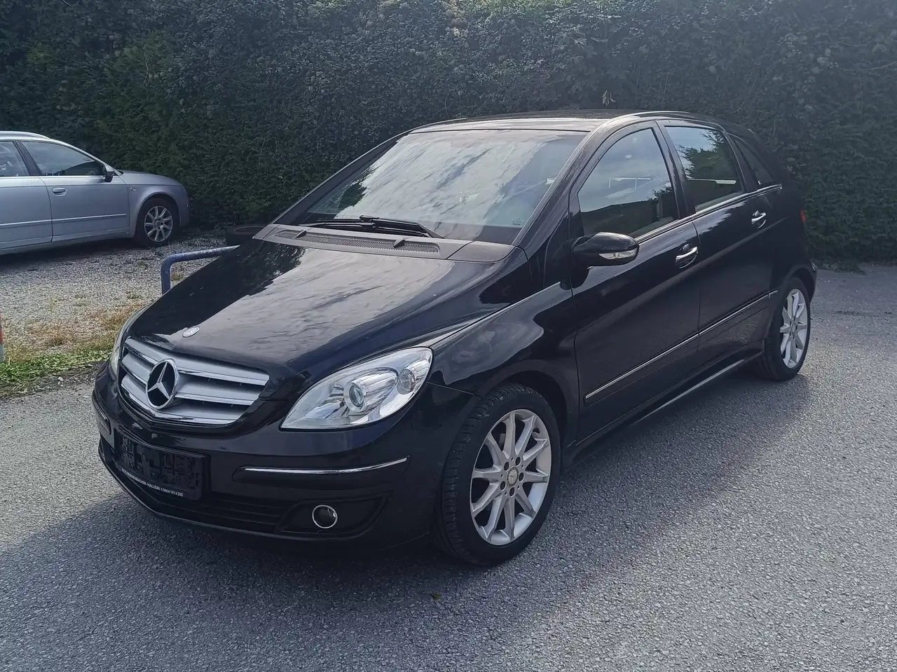 Mercedes-Benz B 170