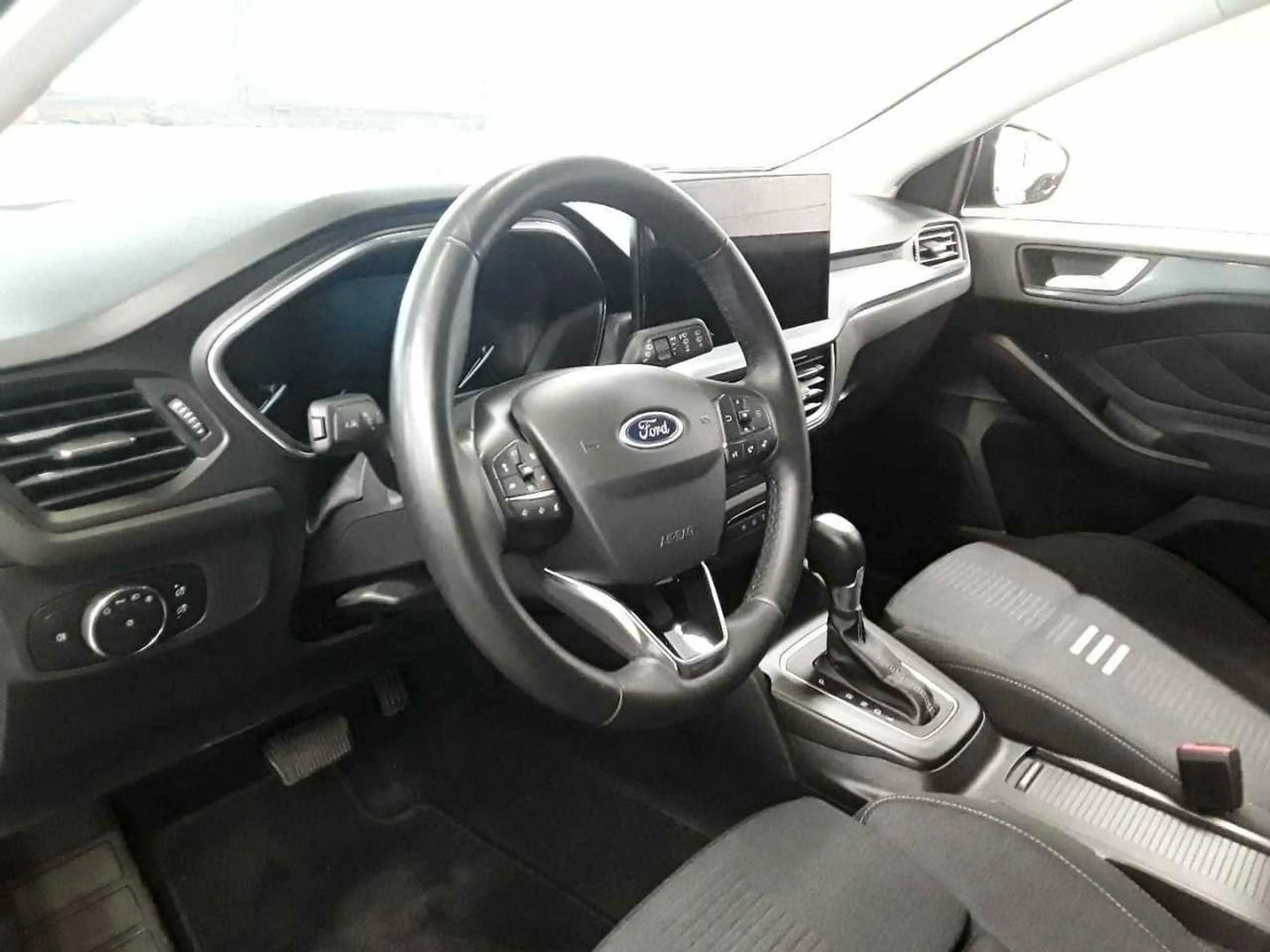 Ford Focus Turnier 1.0 EcoBoost Aut Active ACC|Matrix — photo 5
